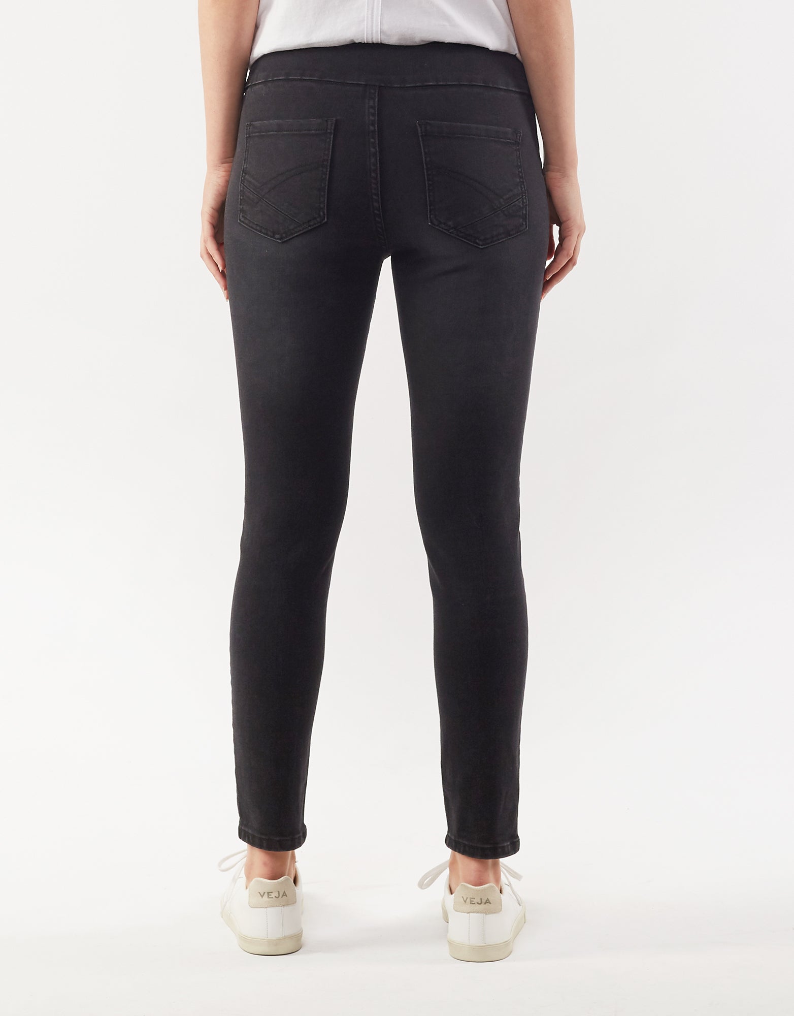 Lenny Stretch Washed Black