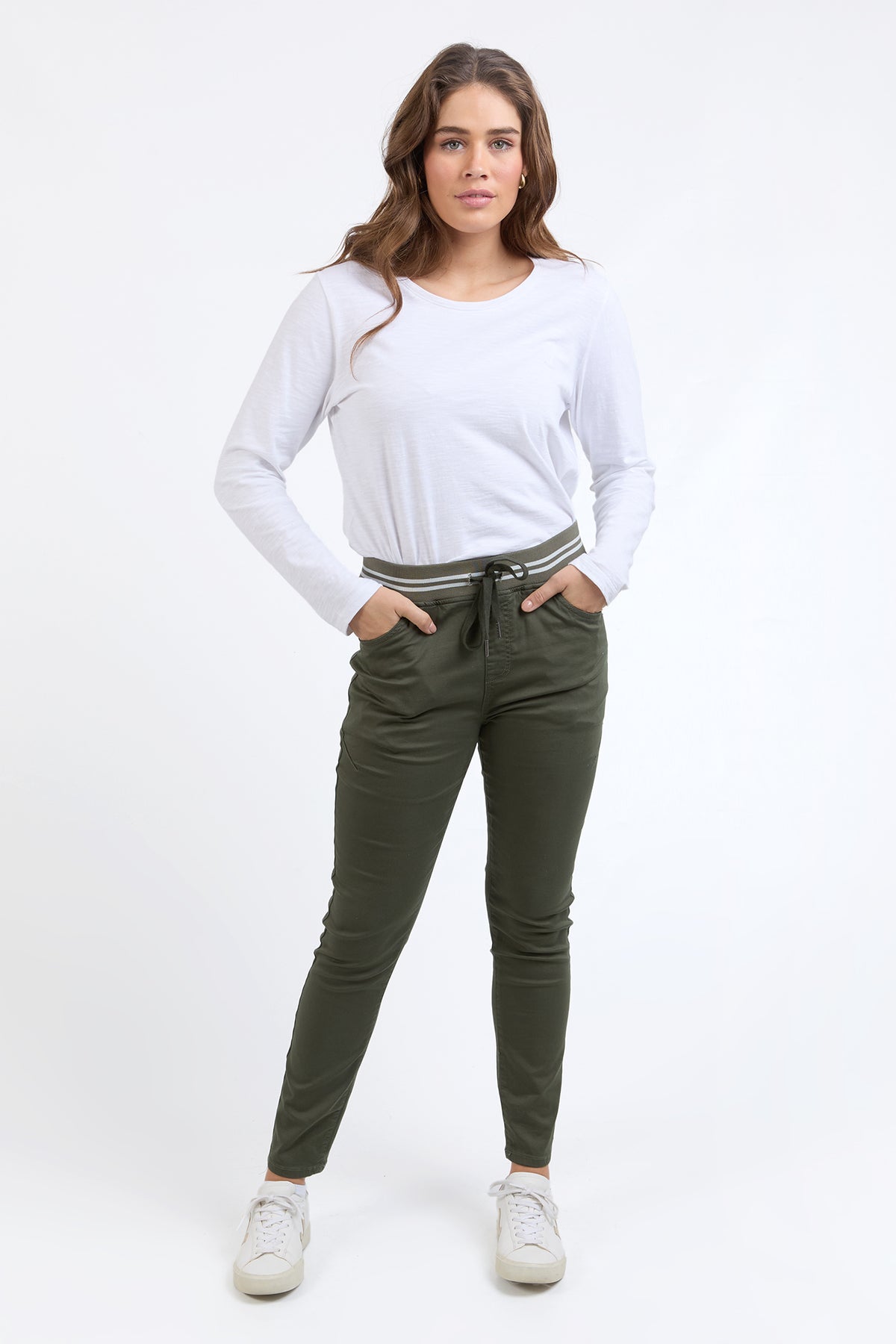 81D1115.KHAK_2_1770179274000