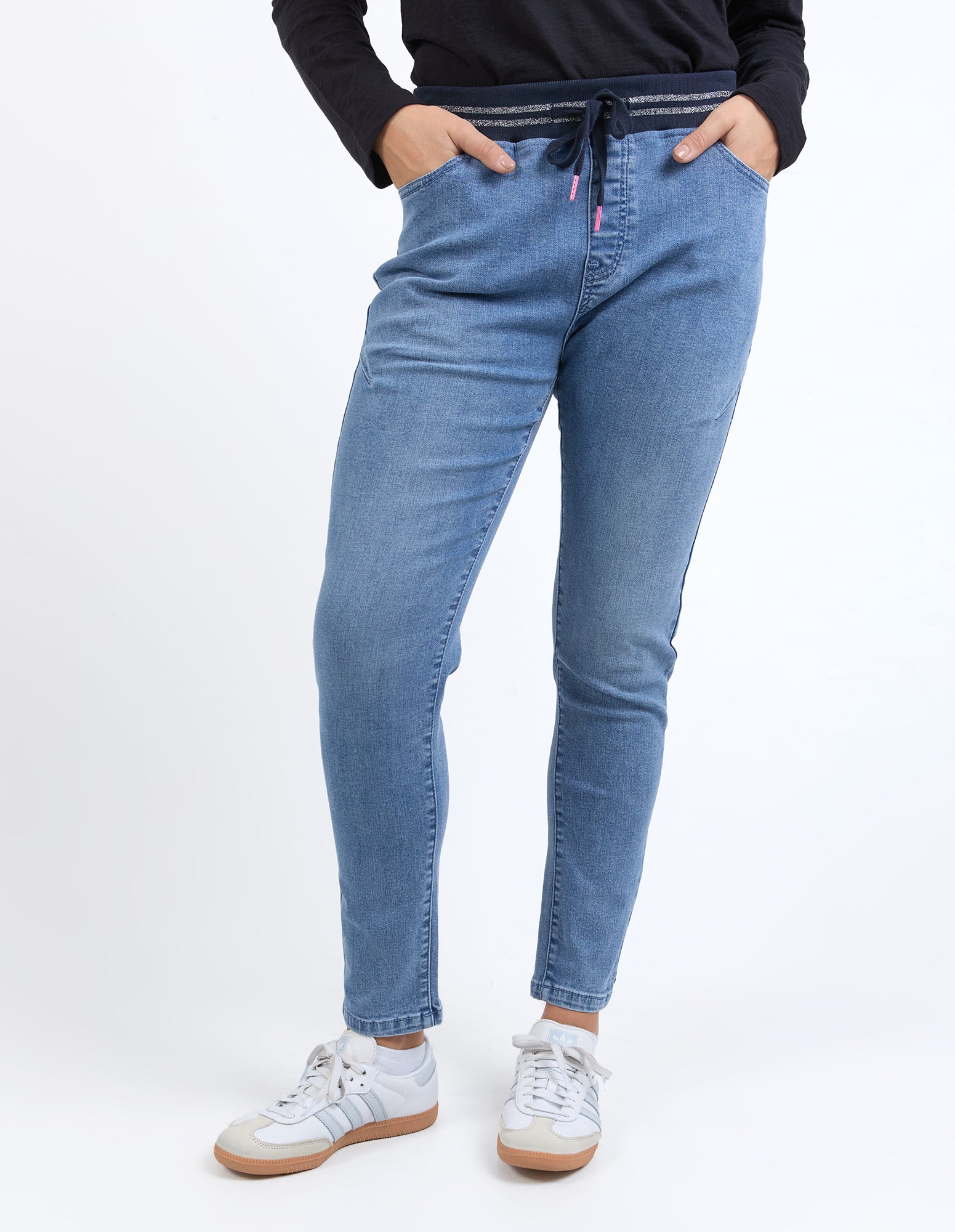 Melody Denim Jogger Light Blue