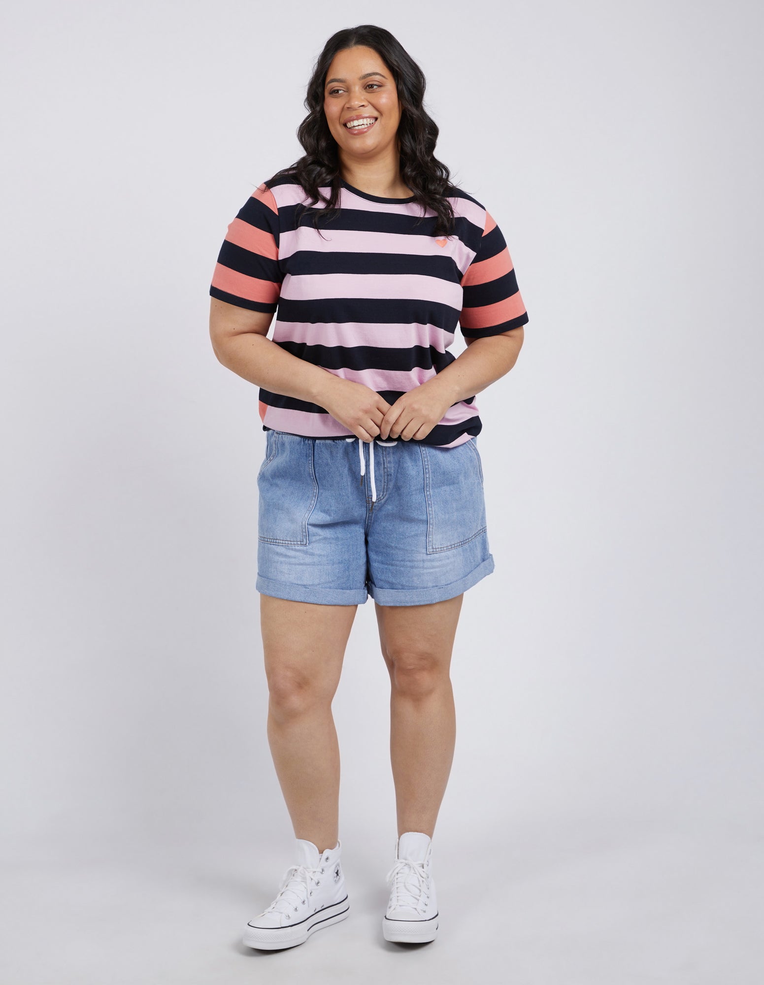 Emma Relaxed Denim Short Mid Blue Wash