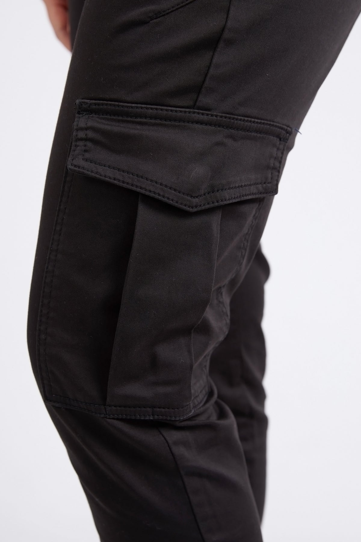 Margo Cargo Jogger Black