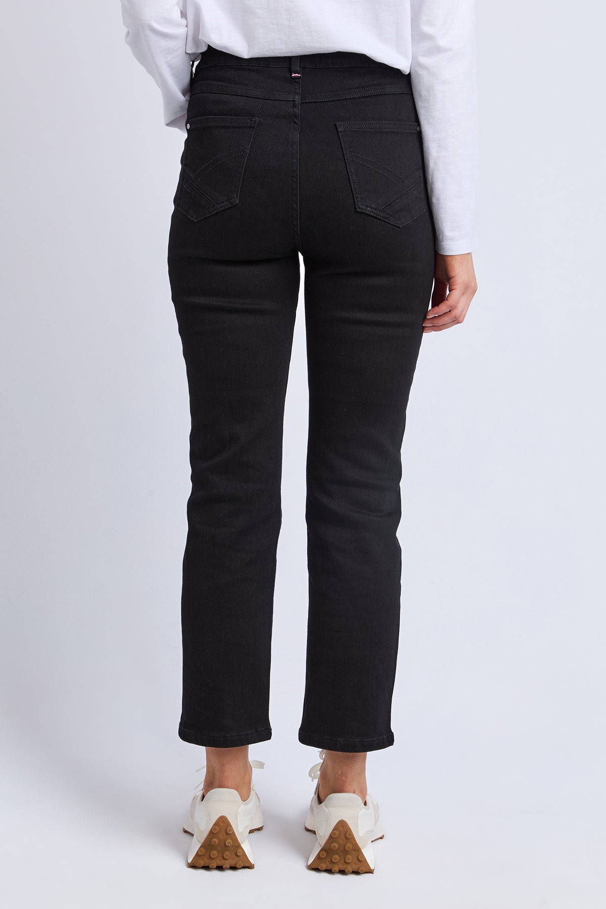 Ada Straight Leg Jean Black