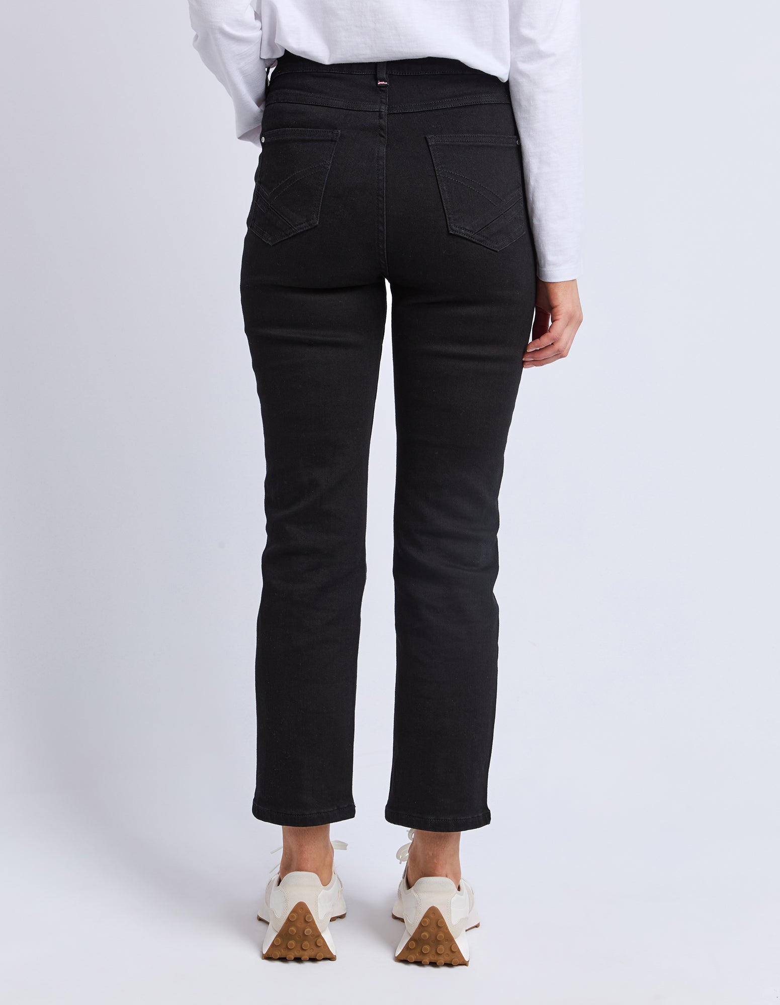 Ada Straight Leg Jean Black
