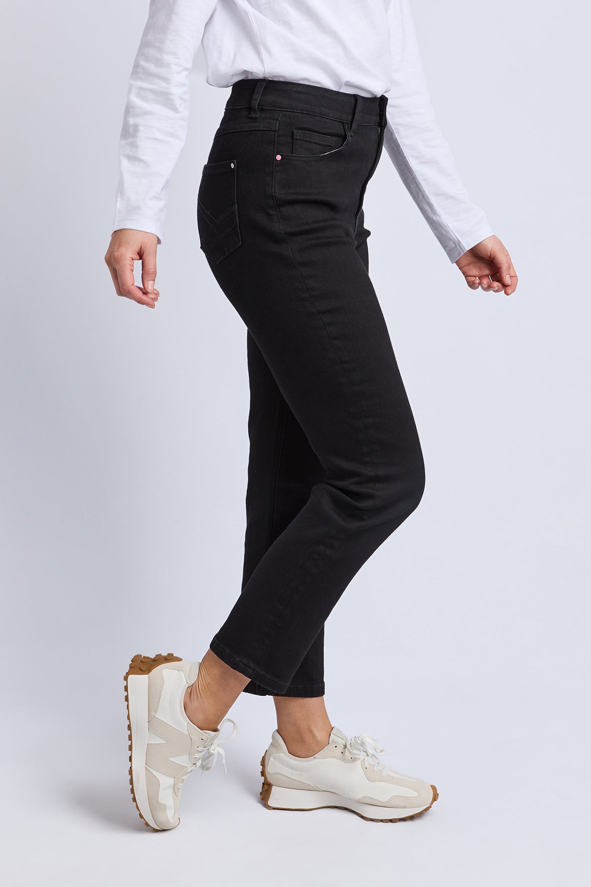 Ada Straight Leg Jean Black