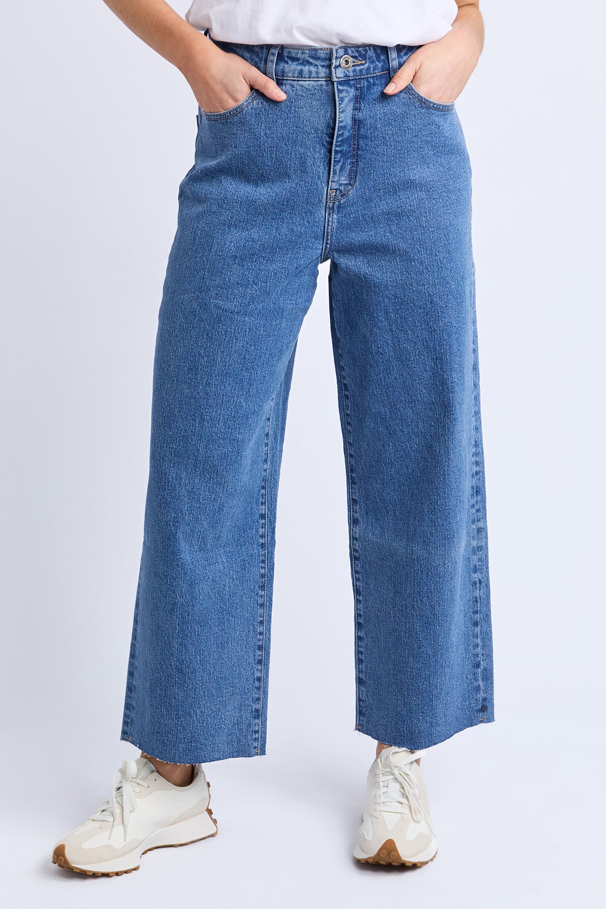 Sylvie Wide Leg Jean Blue