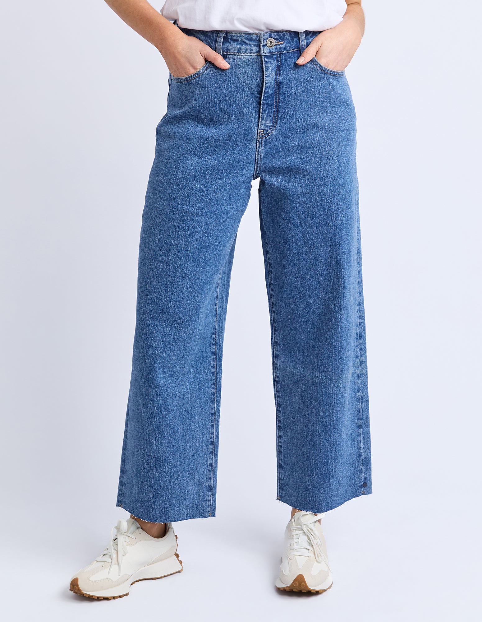 Sylvie Wide Leg Jean Blue