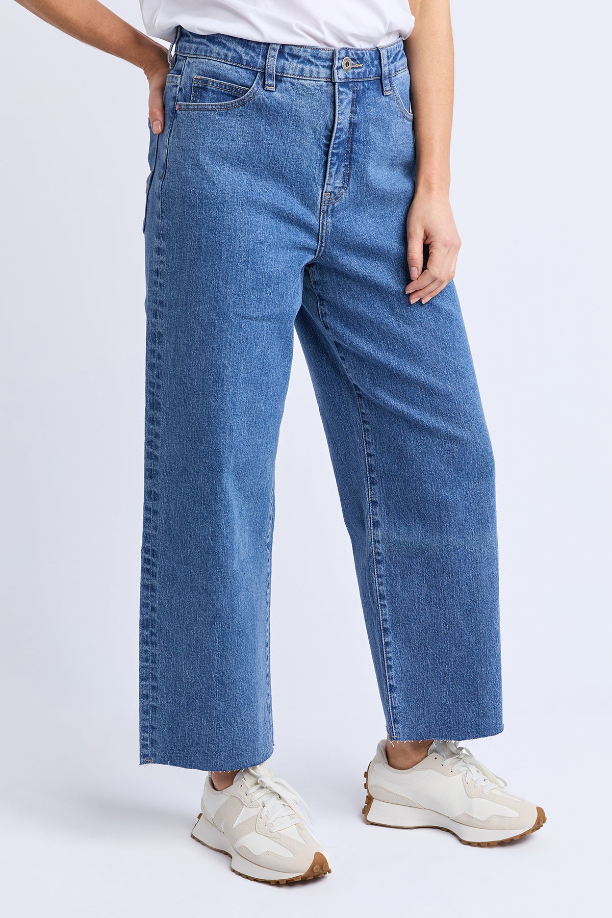 Sylvie Wide Leg Jean Blue
