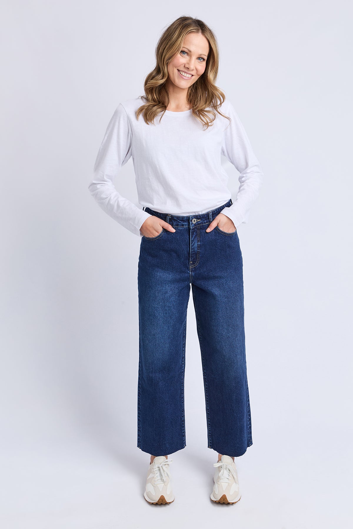 Sylvie Wide Leg Jean Dark Blue Wash