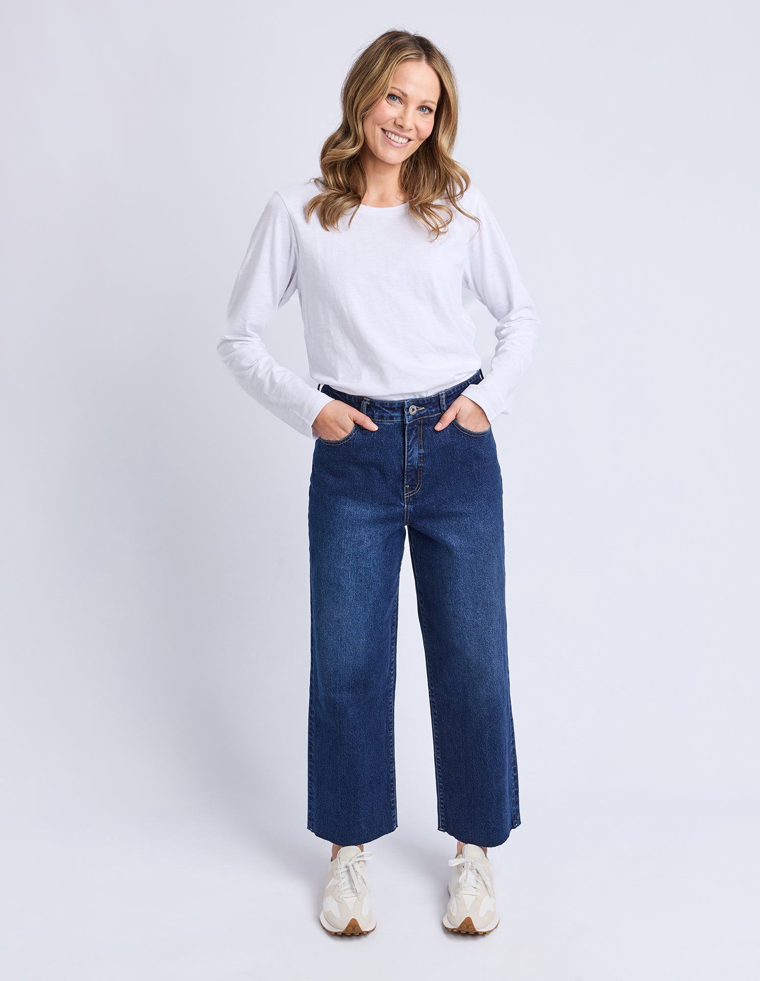 Sylvie Wide Leg Jean Dark Blue Wash
