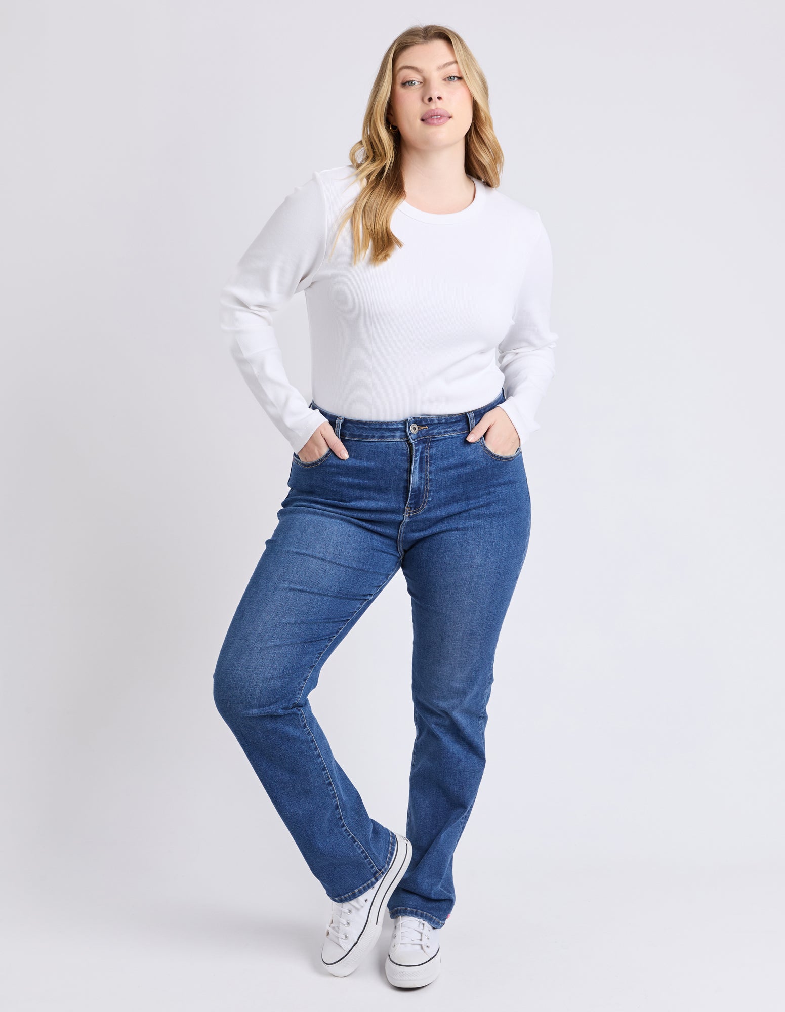 Ada Full Length Jean Mid Blue Wash