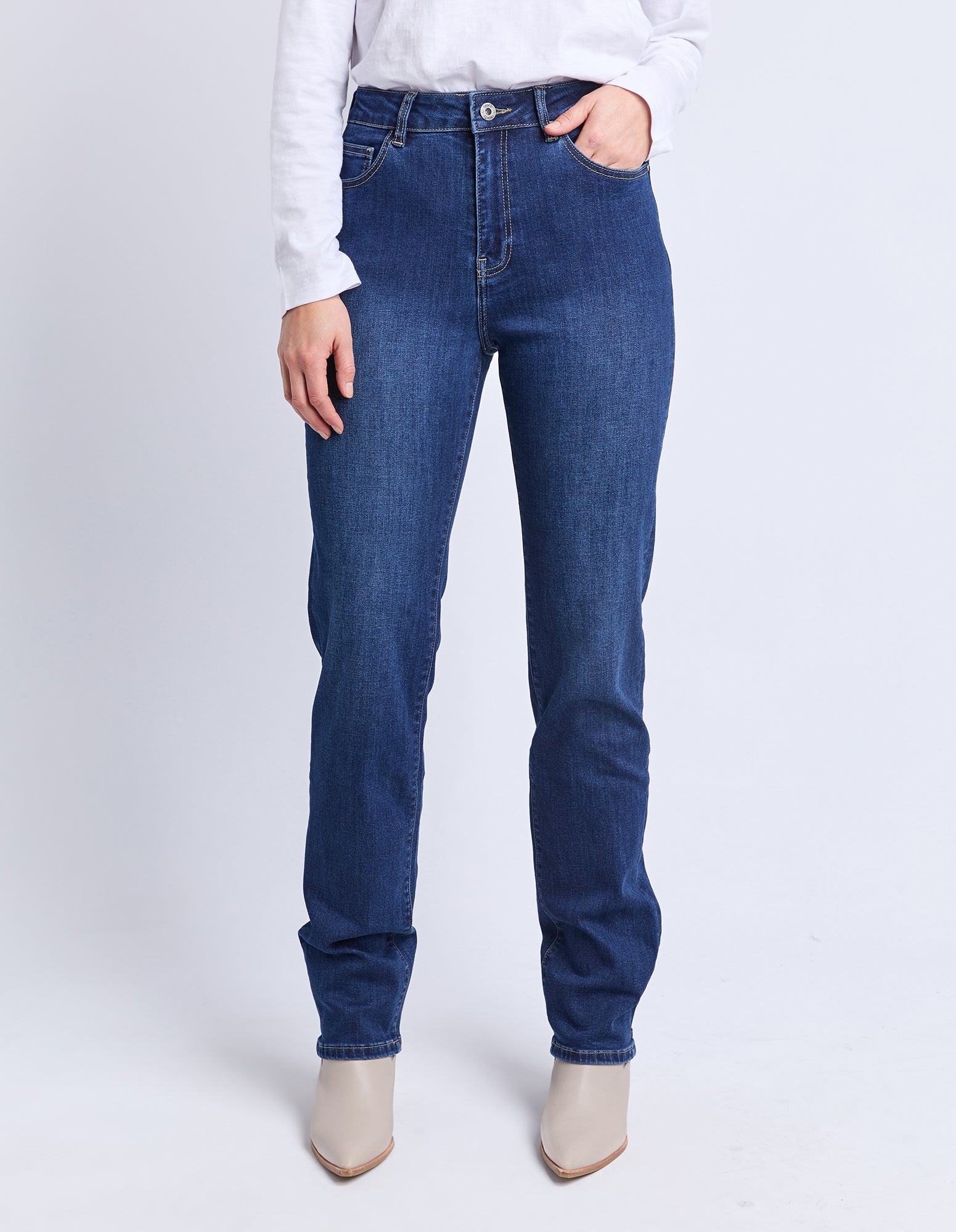 Ada Full Length Jean Dark Blue Wash