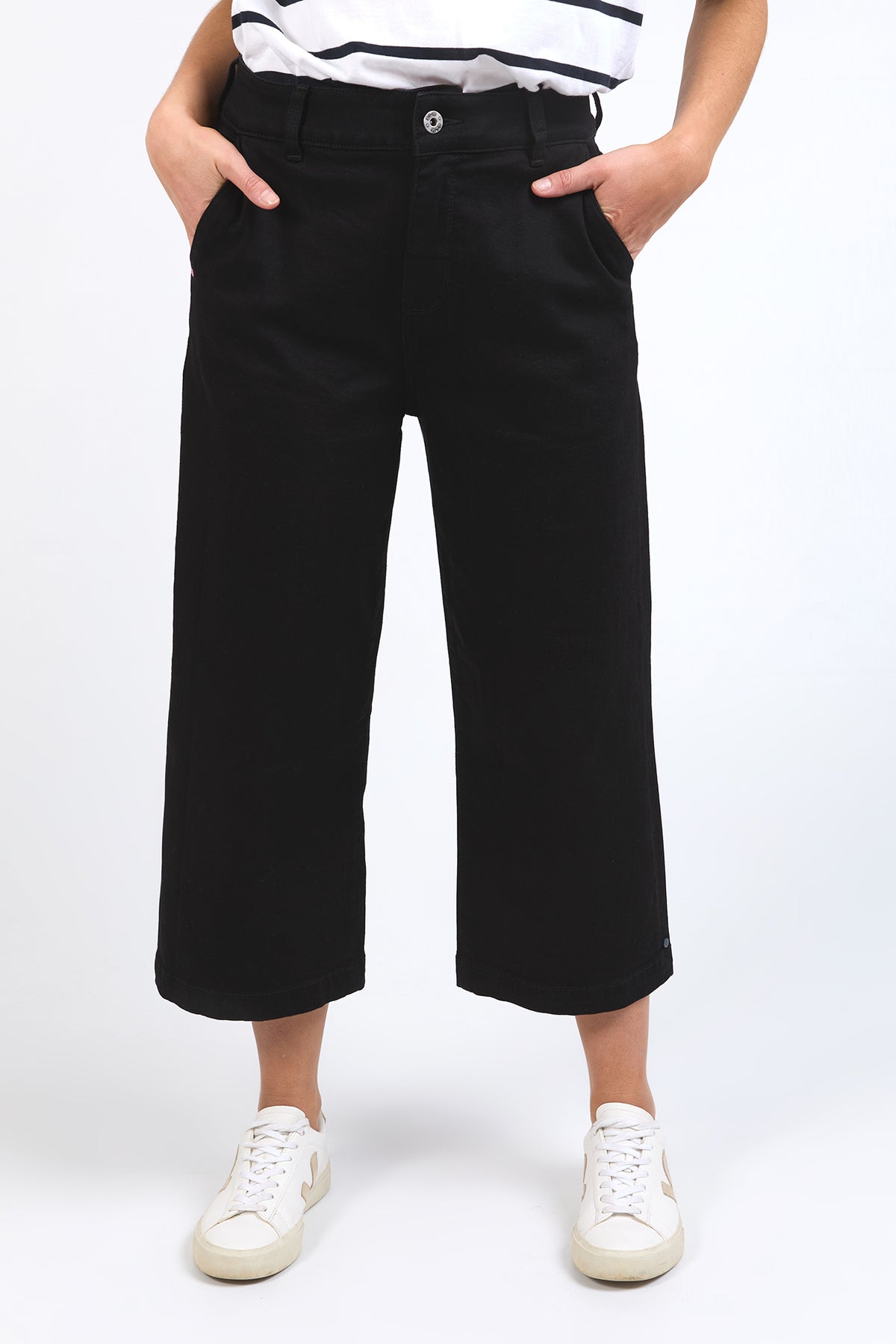 Sidney Cropped Wide Leg Jean Black