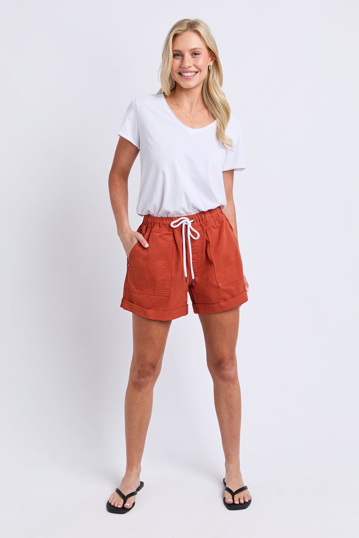 Emma Relaxed Short Earth Brown
