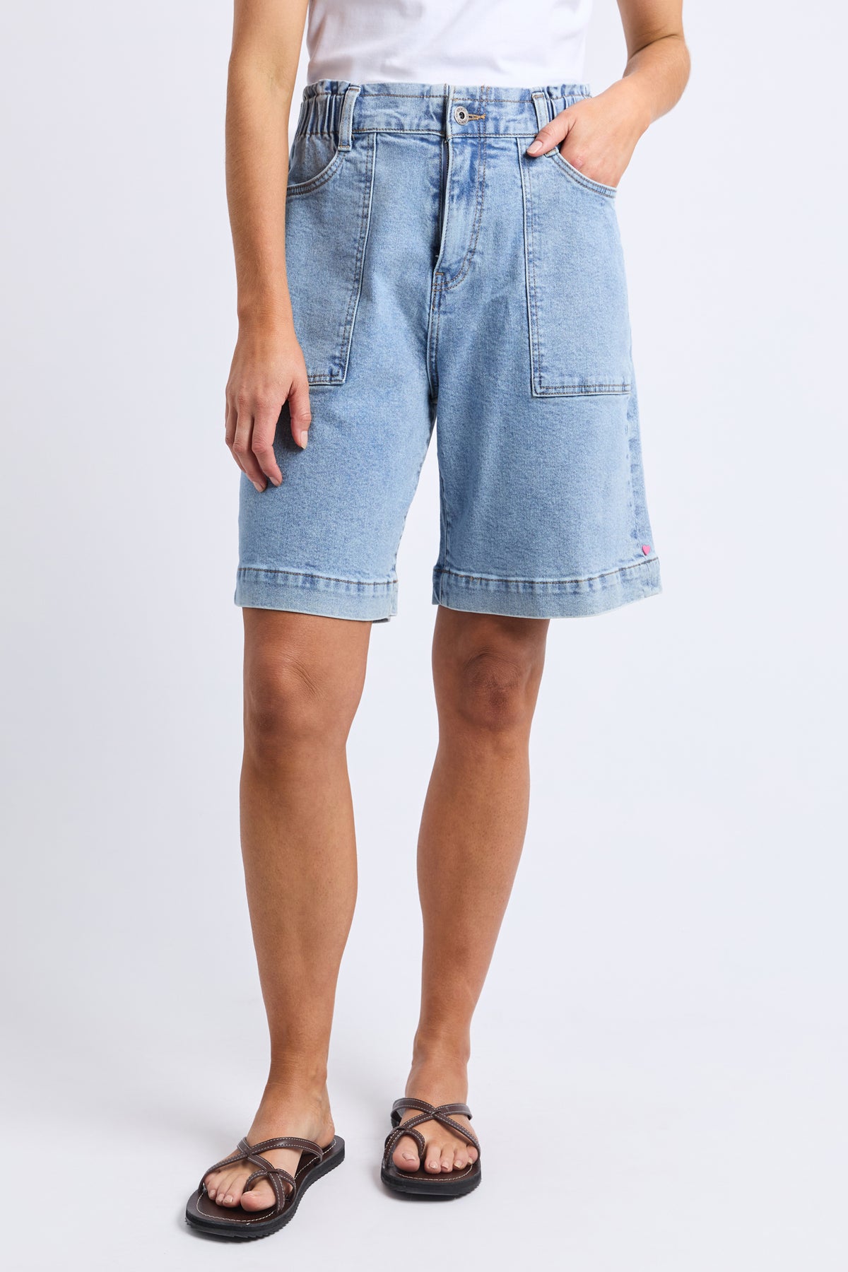 Atlas Long Denim Short Mid Blue Wash