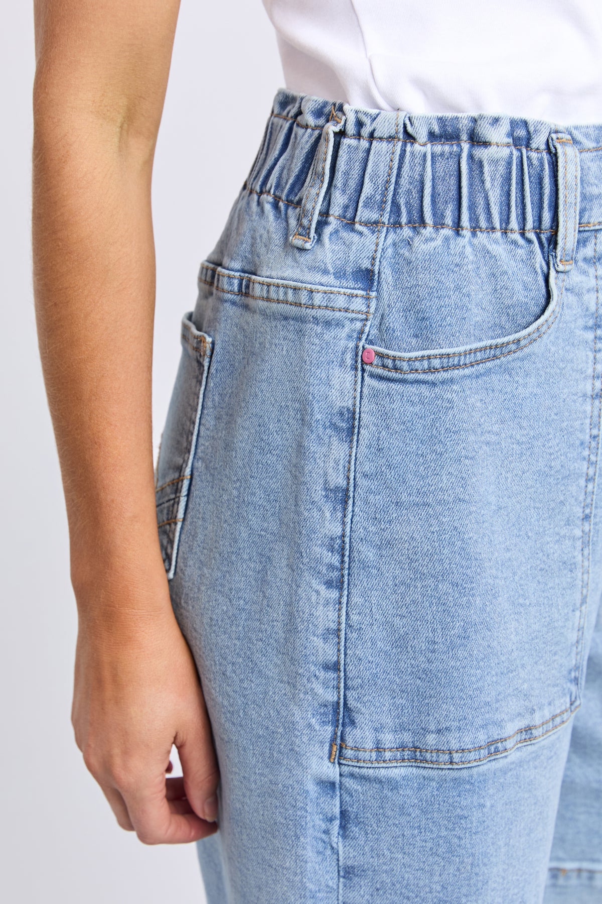 Atlas Long Denim Short Mid Blue Wash