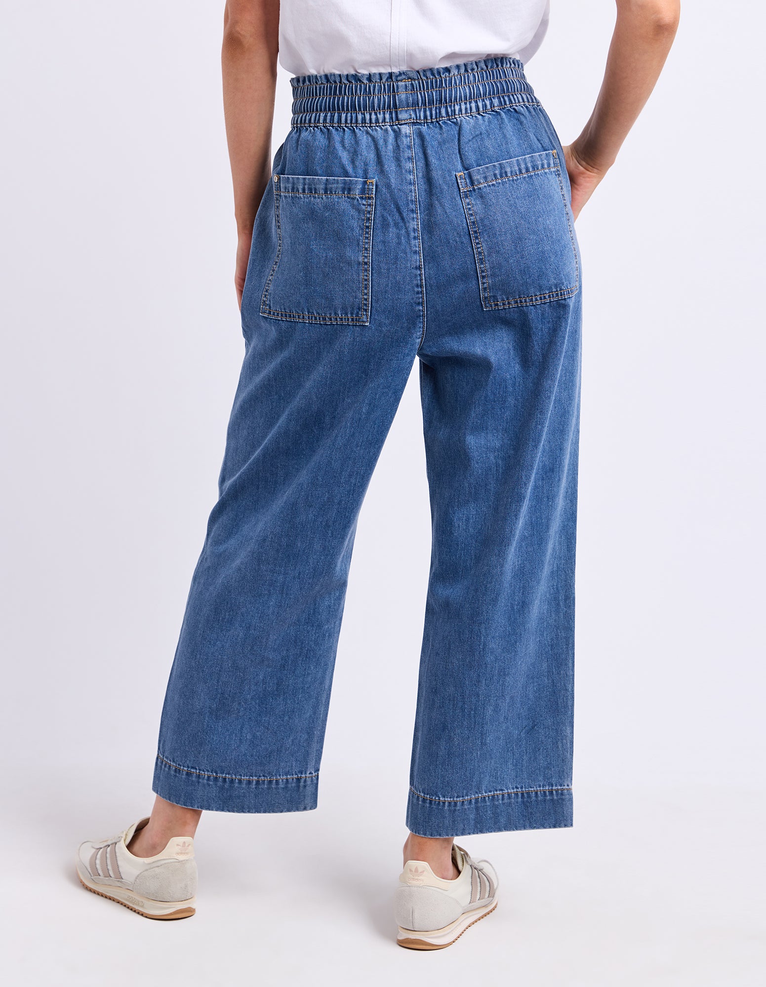 Greta Slim Leg Pant Mid Blue Wash