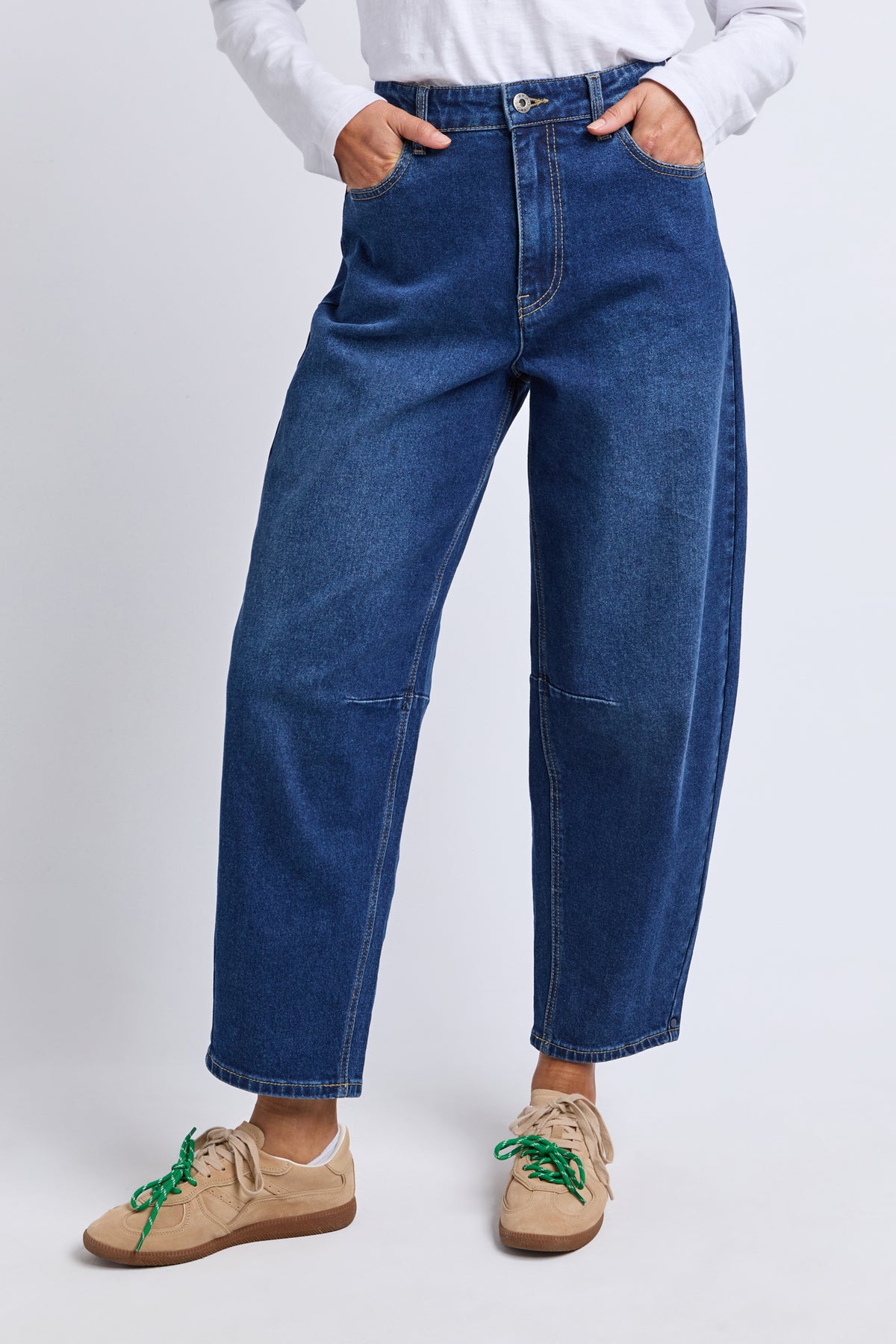 Bessie Barrel Leg Jean Dark Blue Wash