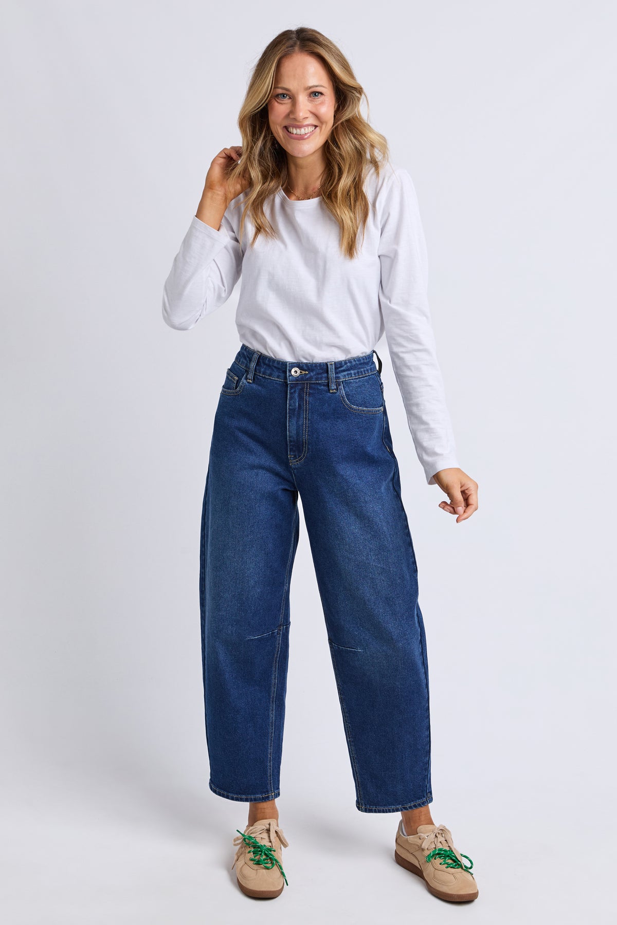 Bessie Barrel Leg Jean Dark Blue Wash