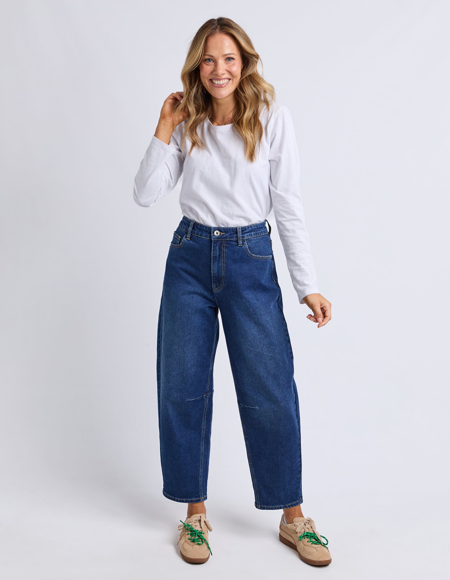 Bessie Barrel Leg Jean Dark Blue Wash