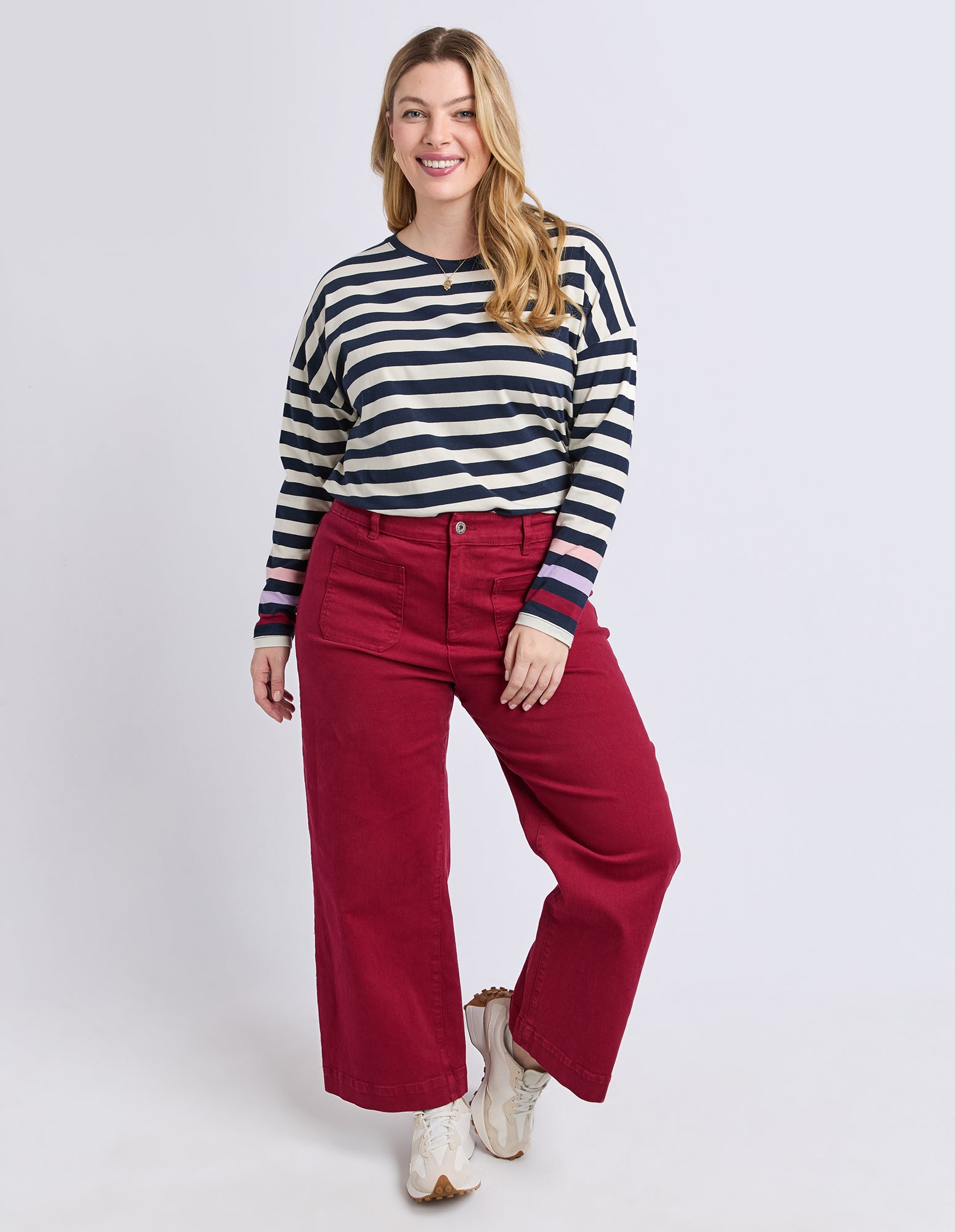 Delphi Front Pocket Jean Maroon