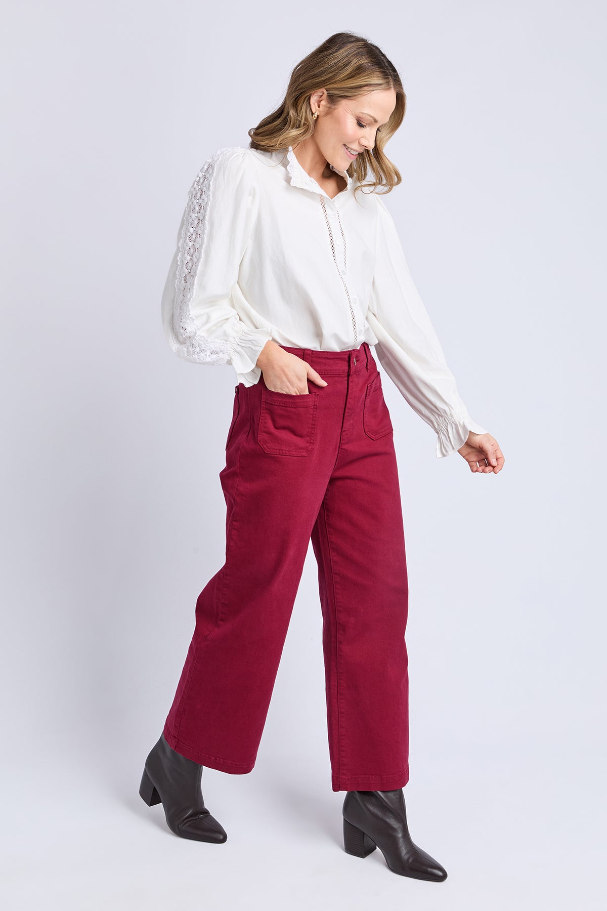 Delphi Front Pocket Jean Maroon