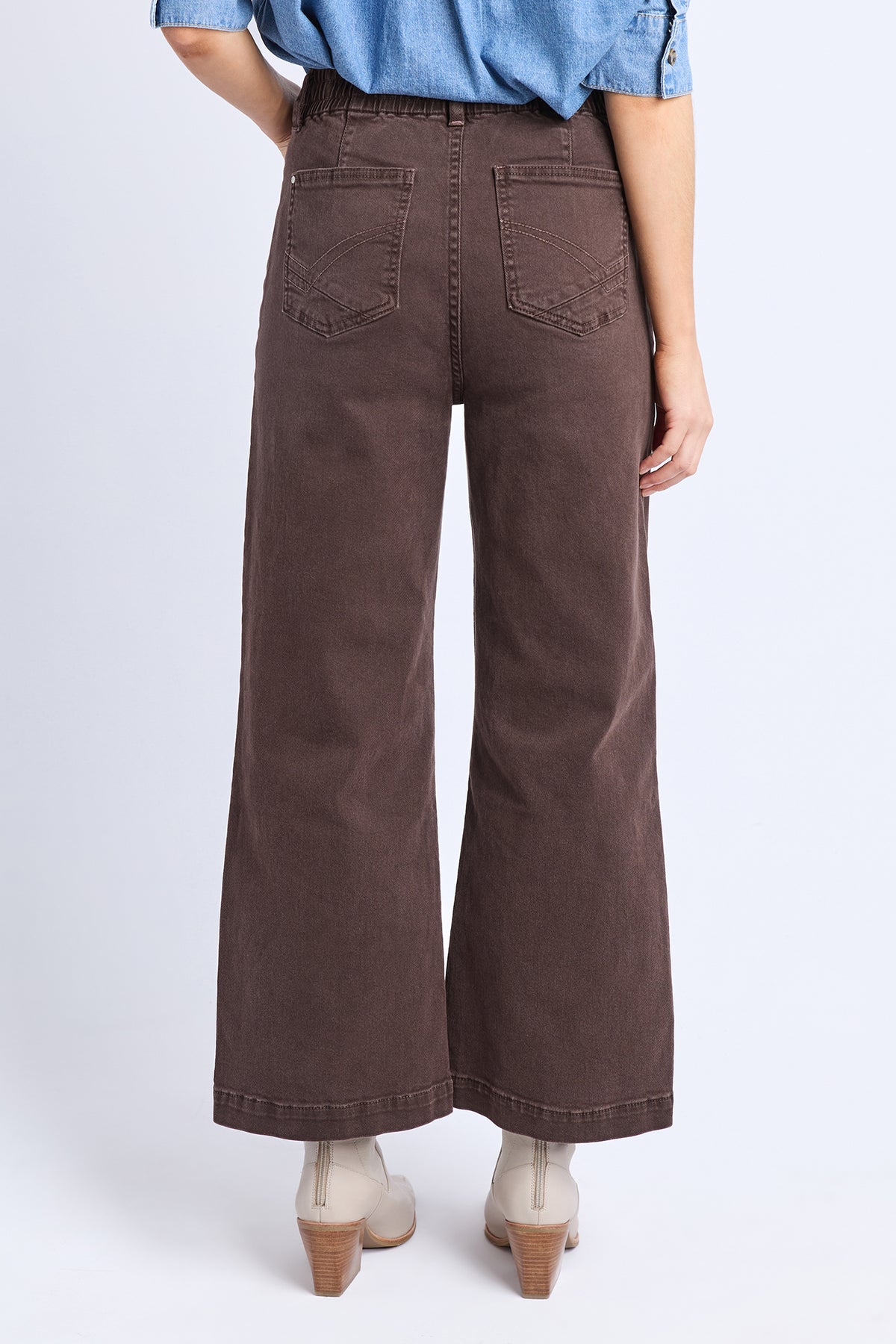 Delphi Front Pocket Jean Chocolate