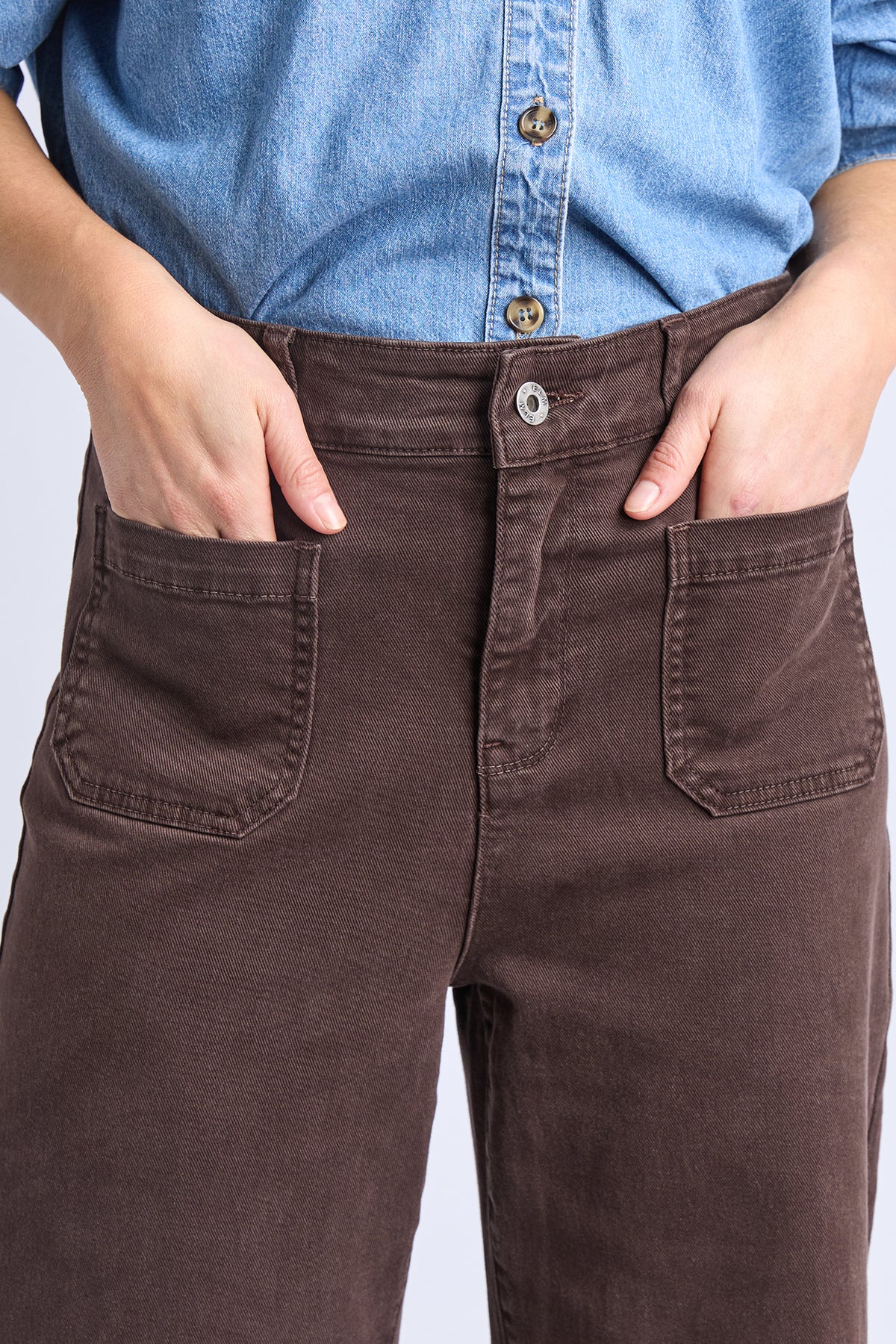 Delphi Front Pocket Jean Chocolate