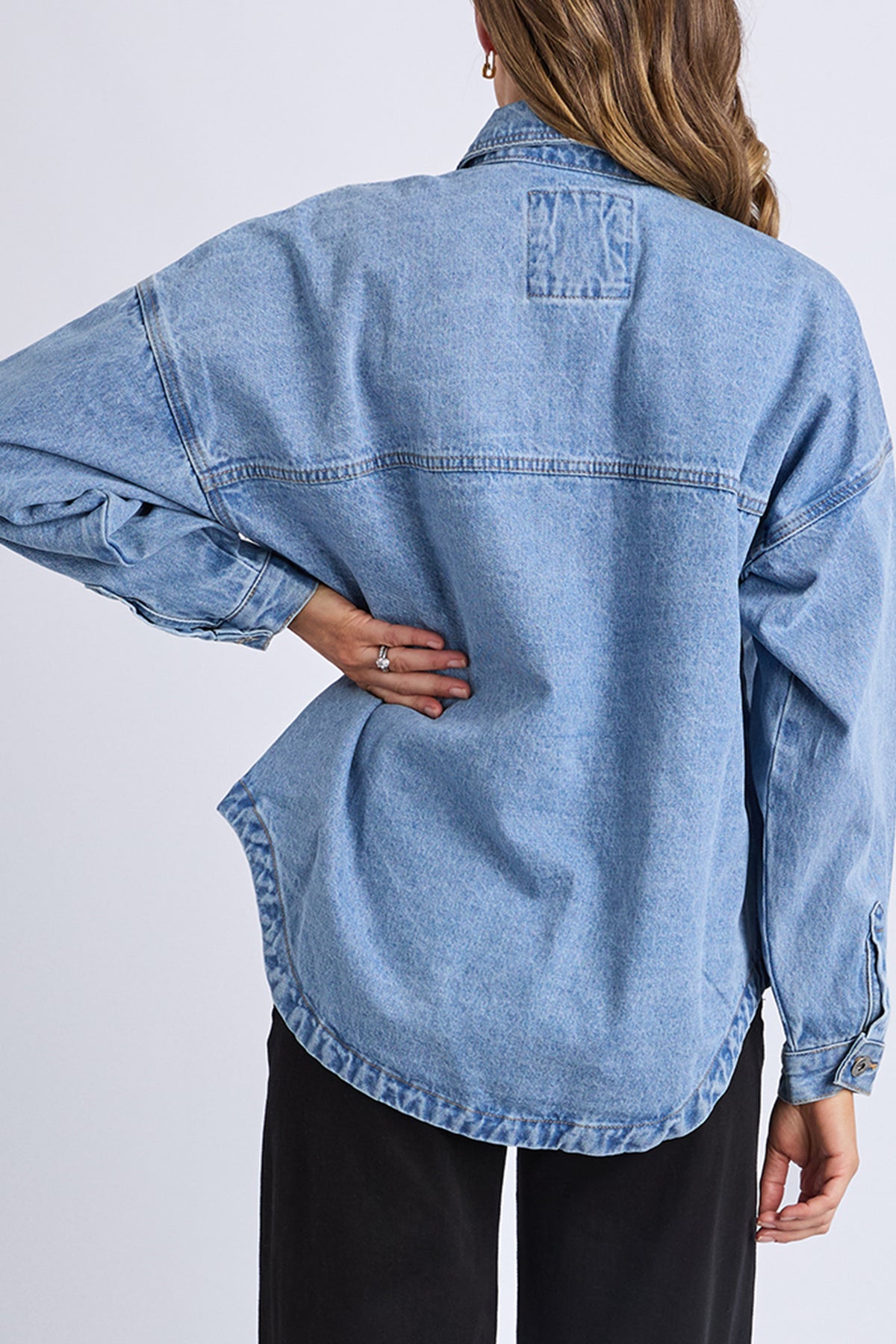 Laura Denim Shacket Light Blue