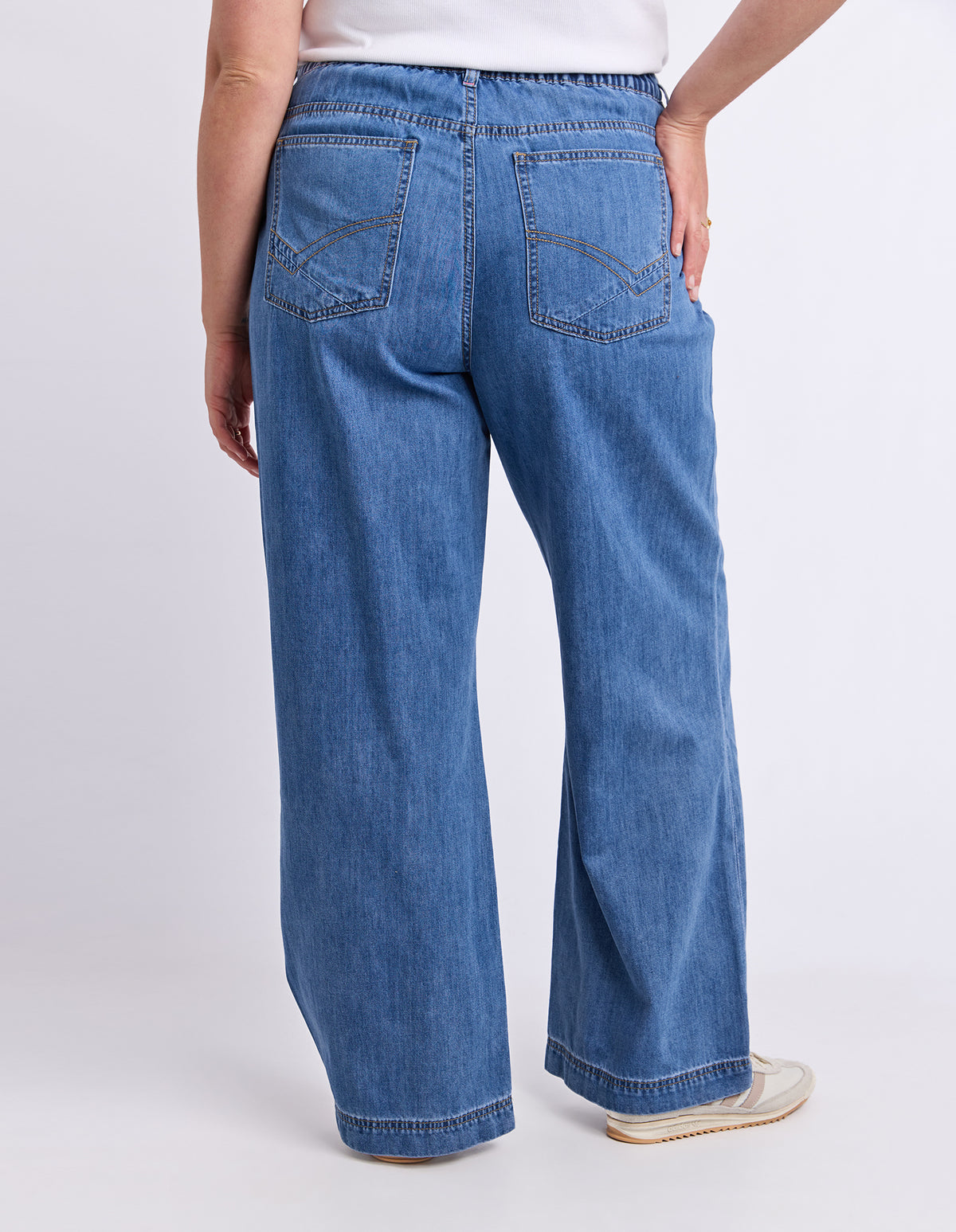 Sadie Jean Mid Blue Wash
