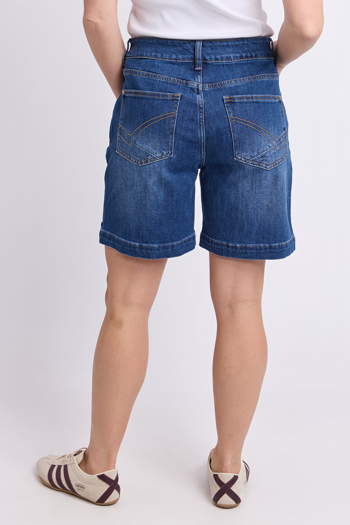 Izzy Denim Short Mid Blue Wash