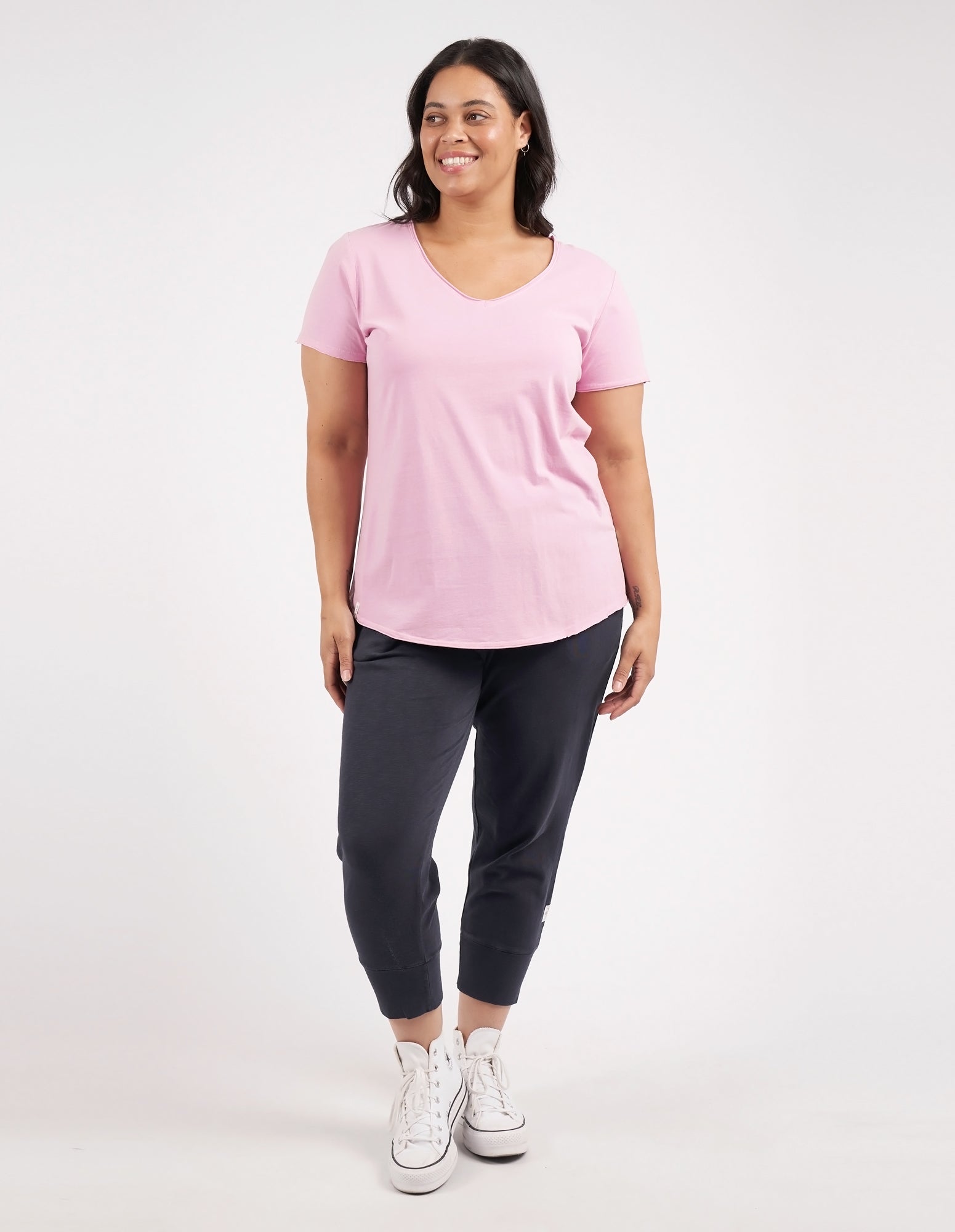 Fundamental Vee Tee Peony Pink