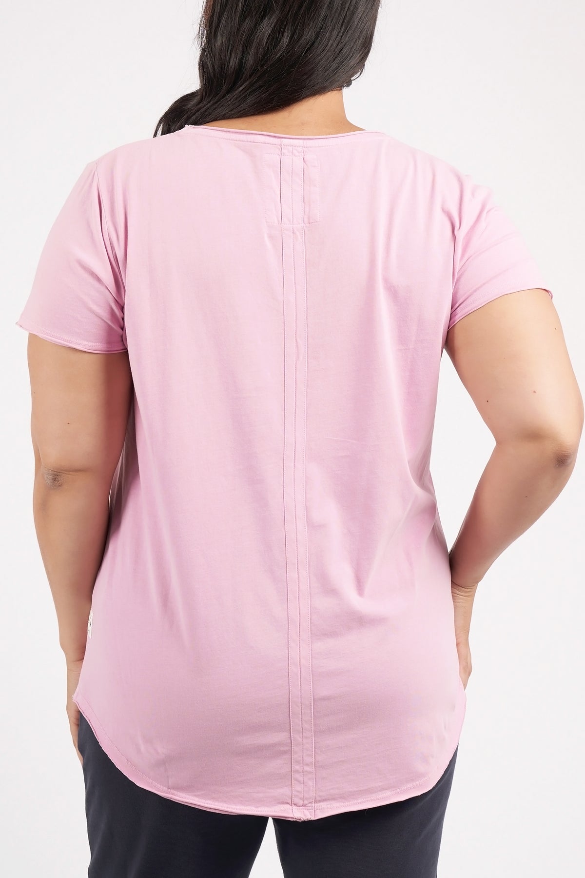 Fundamental Vee Tee Peony Pink