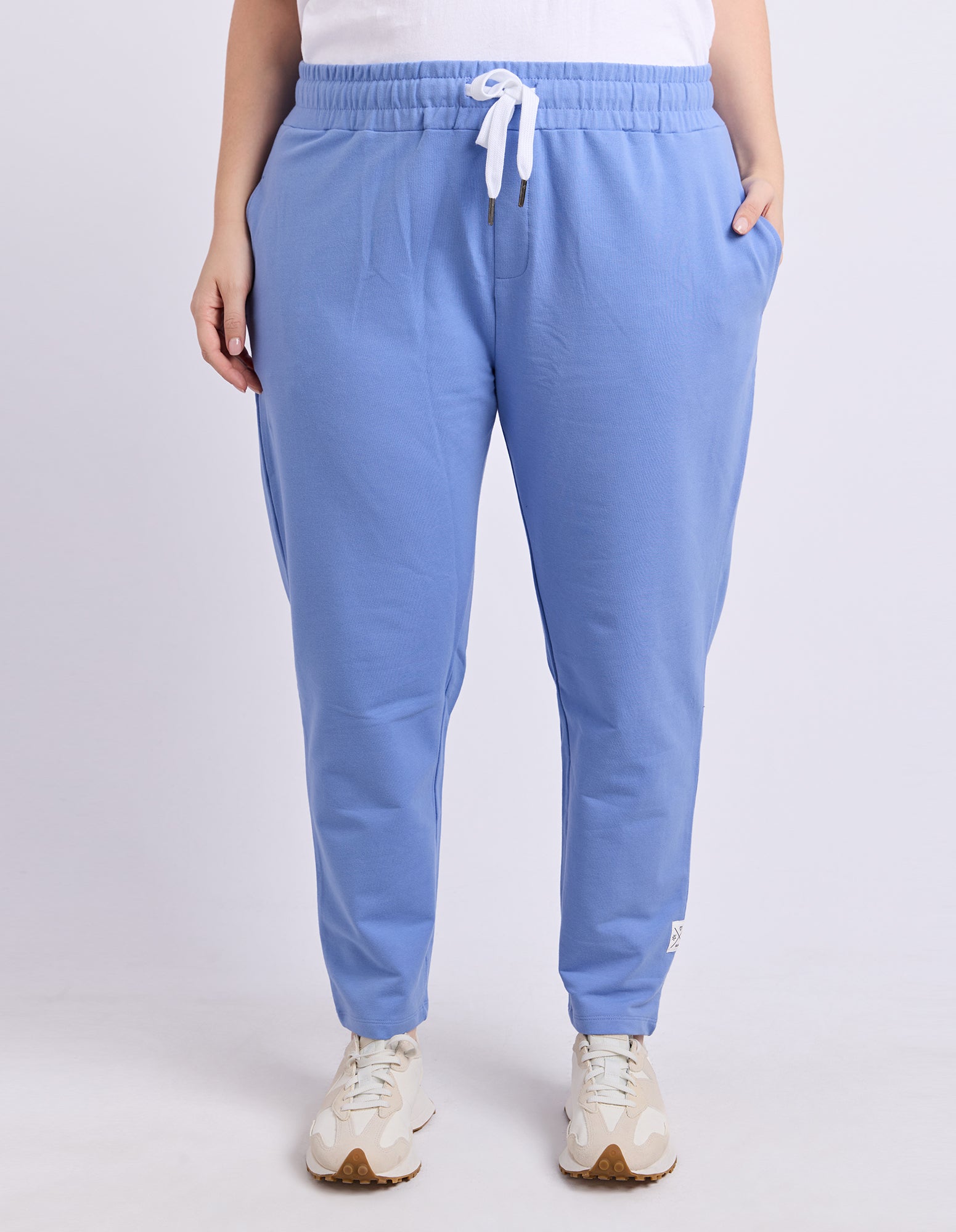 The Lobby Pant Cornflower