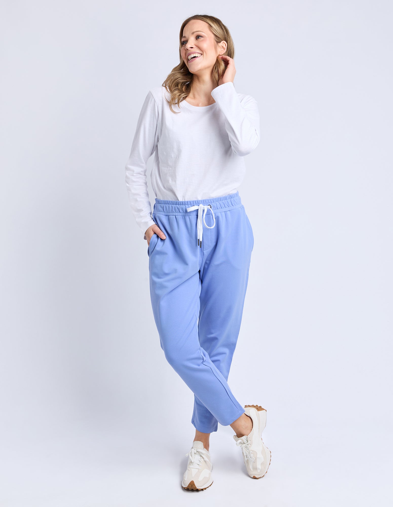 The Lobby Pant Cornflower