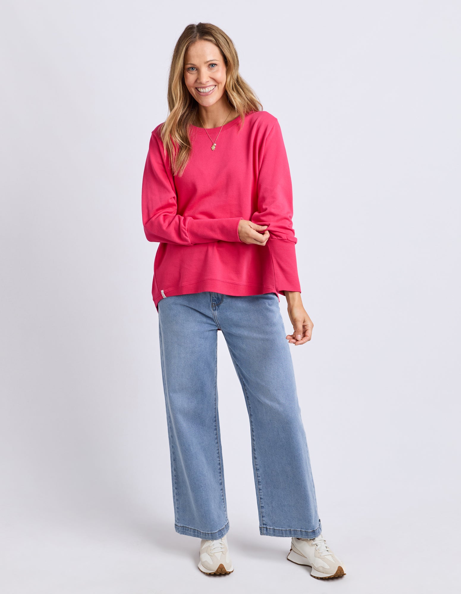 Divine Crew Dark Pink