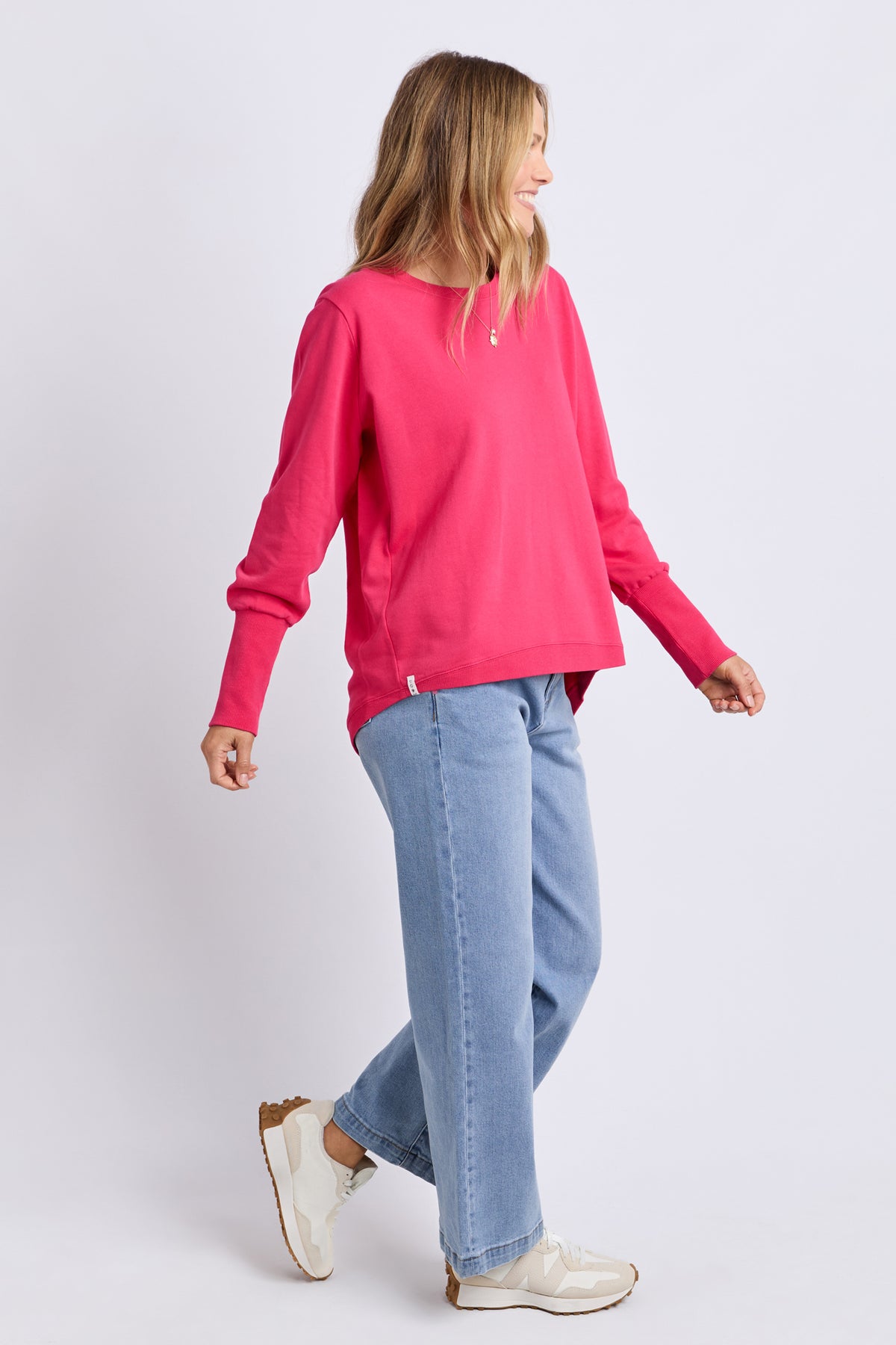 Divine Crew Dark Pink