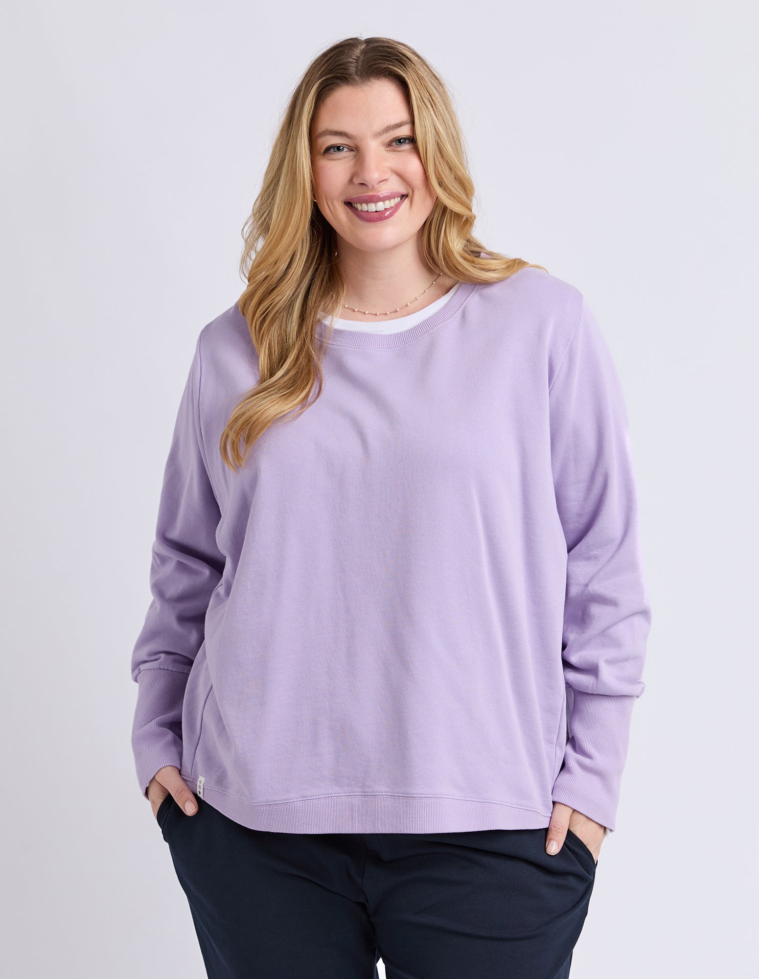 Divine Crew Lilac