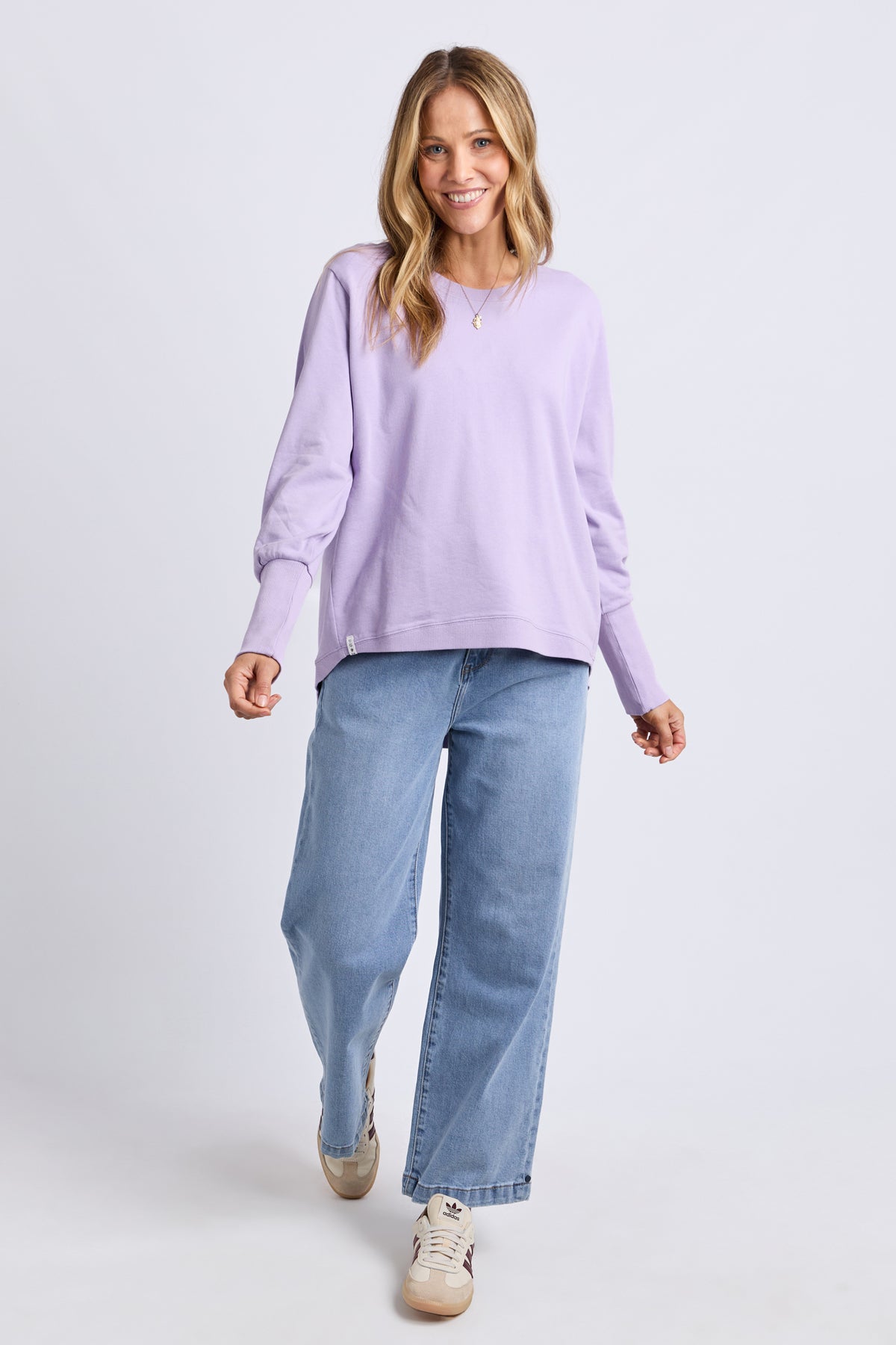 Divine Crew Lilac