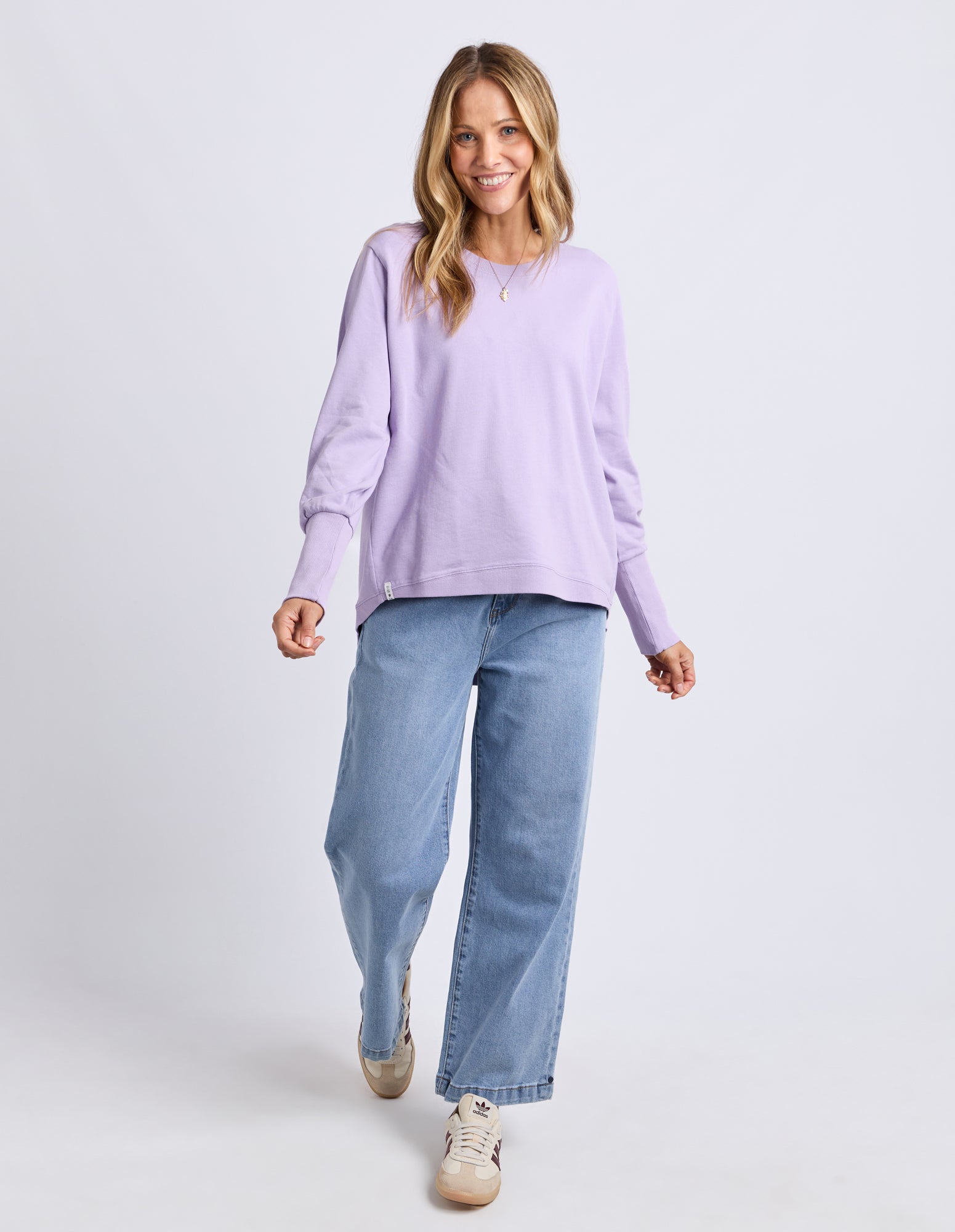 Divine Crew Lilac