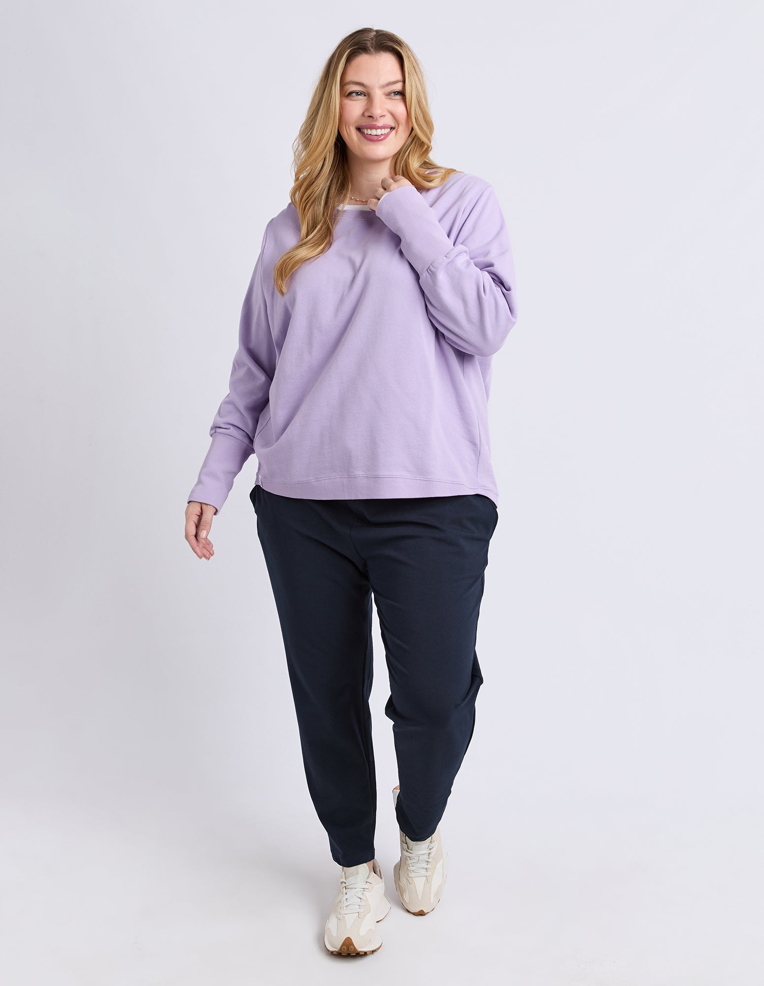 Divine Crew Lilac