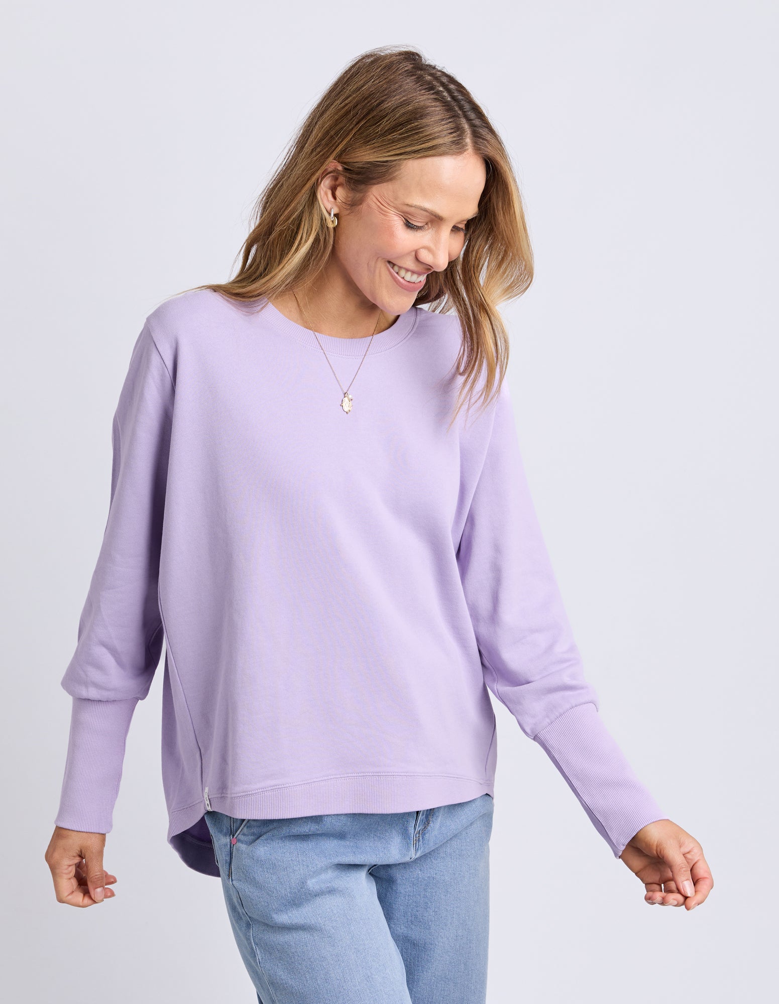 Divine Crew Lilac