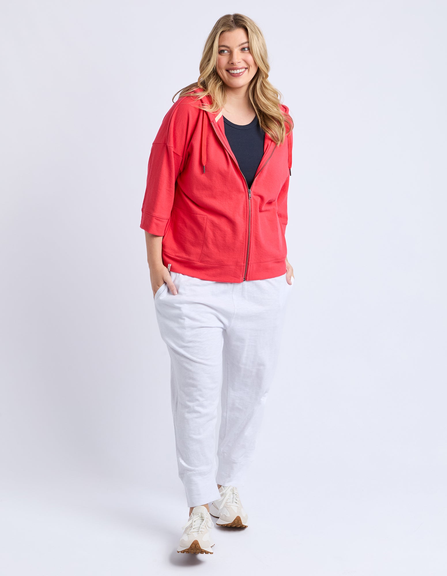 Beachy Zip Hoodie Cayenne