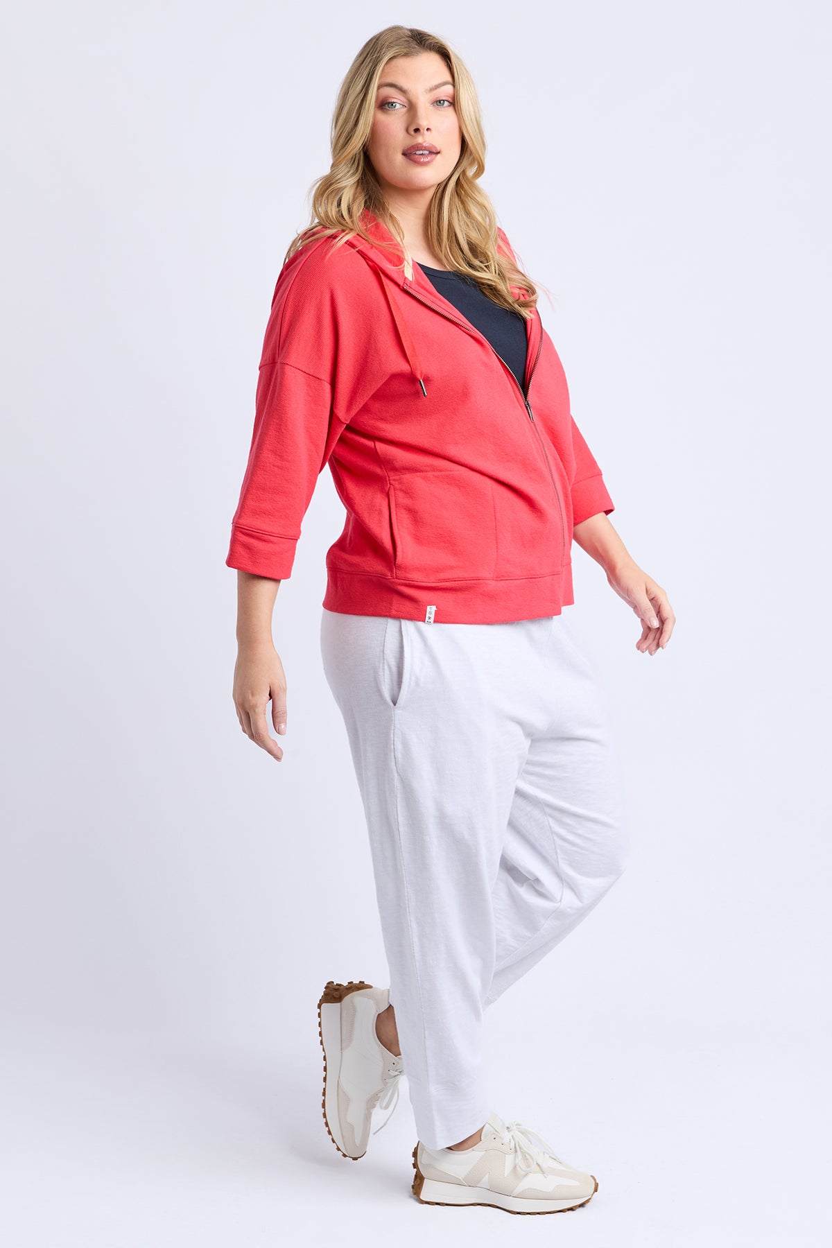 Beachy Zip Hoodie Cayenne