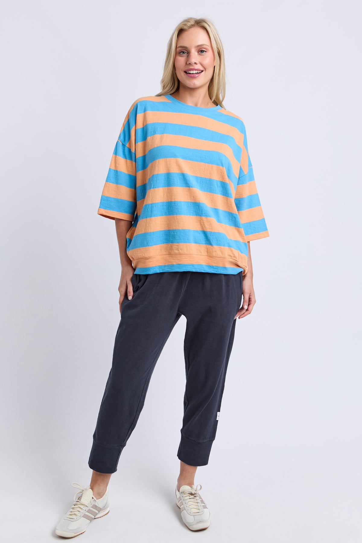 81X4398.BLU_2_1783915061000