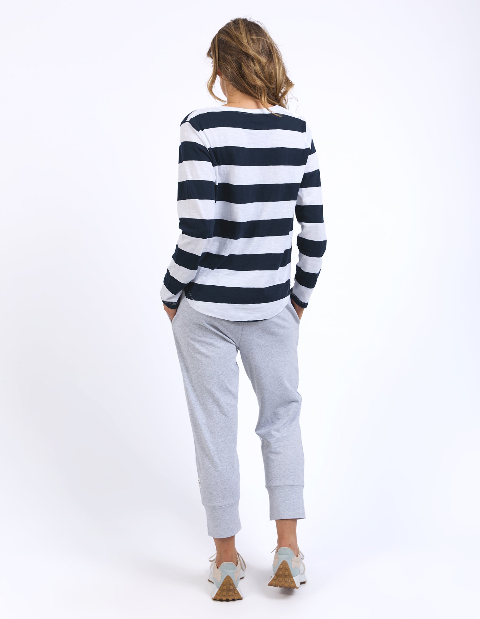 81X4418.NAVY_3_1742952444000