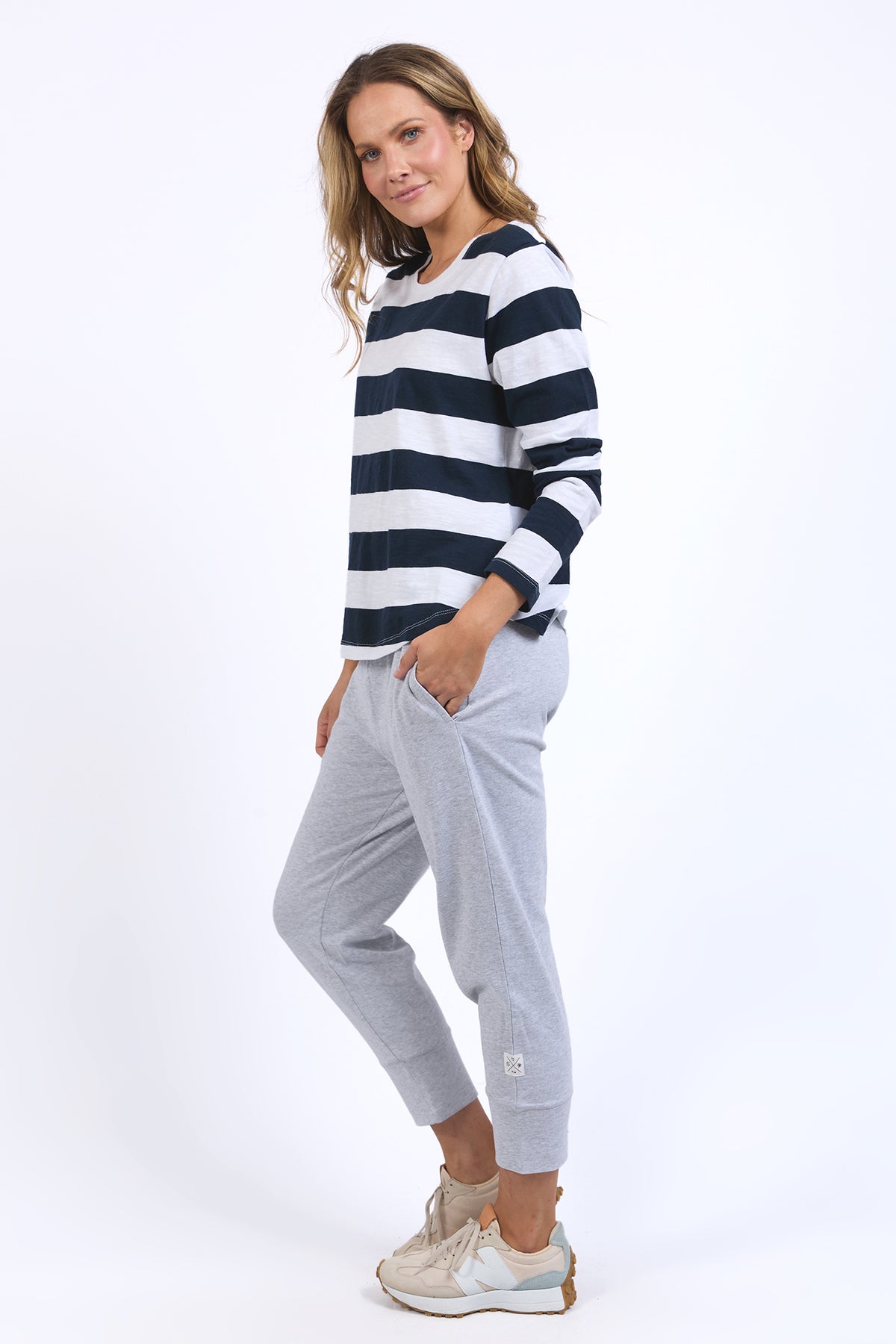 81X4418.NAVY_6_1742952456000