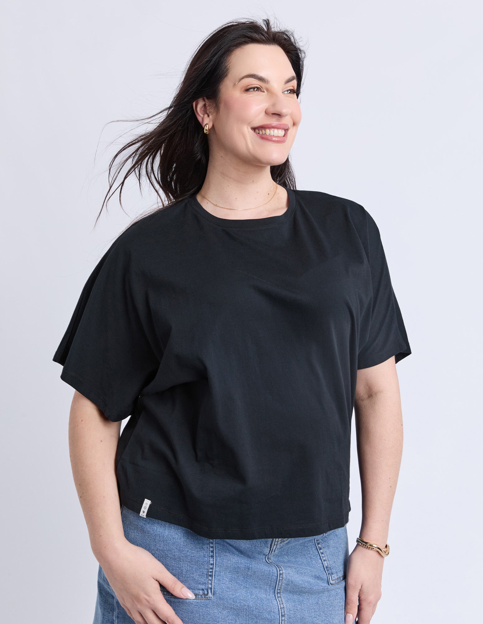 Luna Tee Black