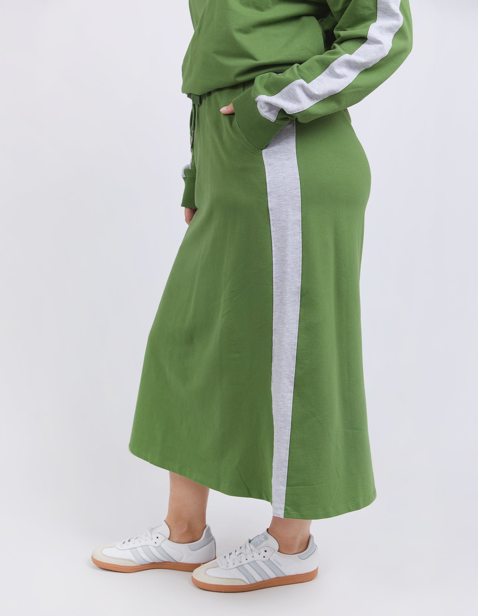 Sloane Fleece Skirt Cedar