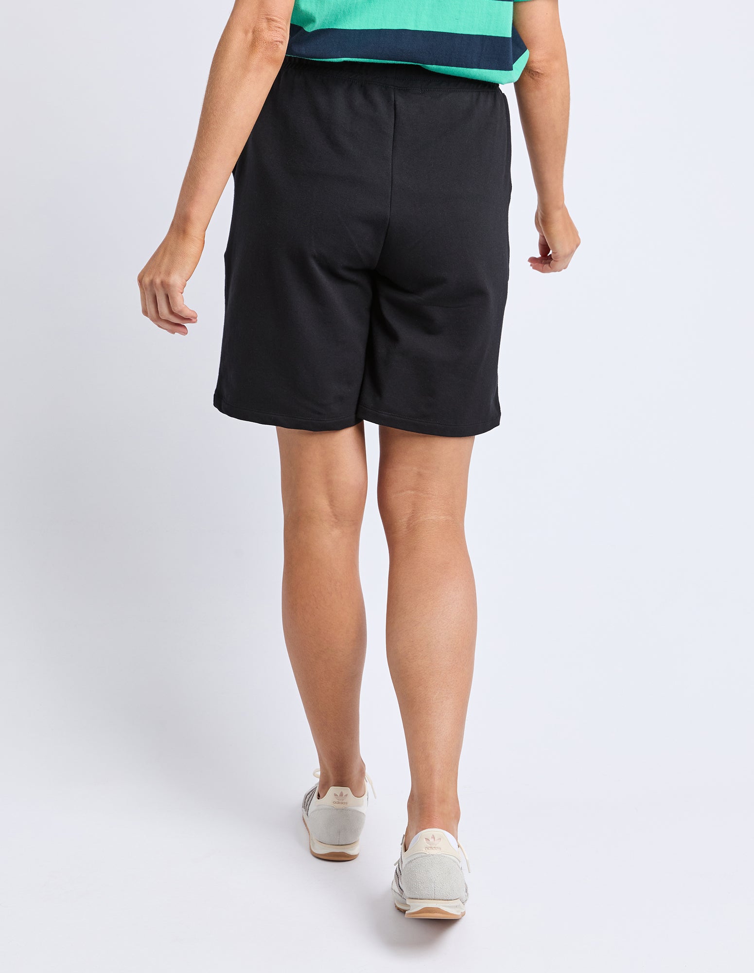 Ellis Fleece Short Black