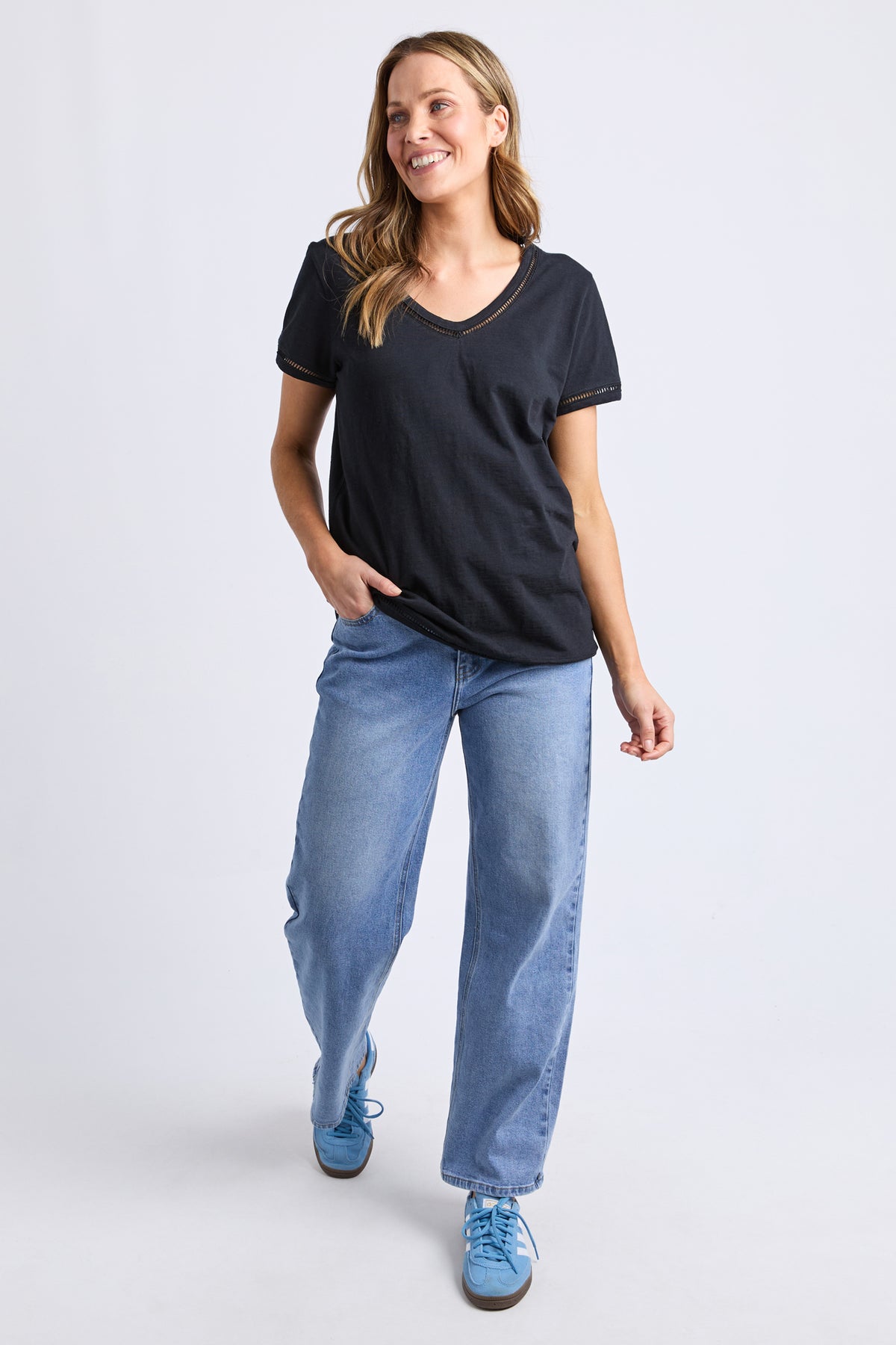 Victoria Short Sleeve Tee Black